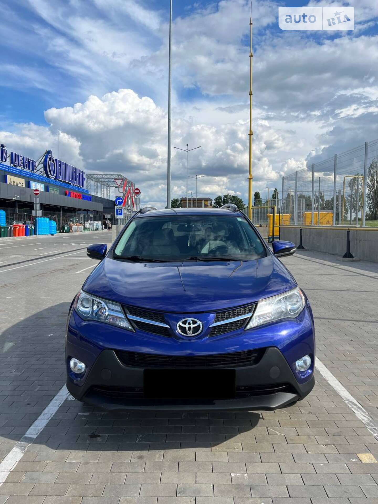 TOYOTA RAV4 2015