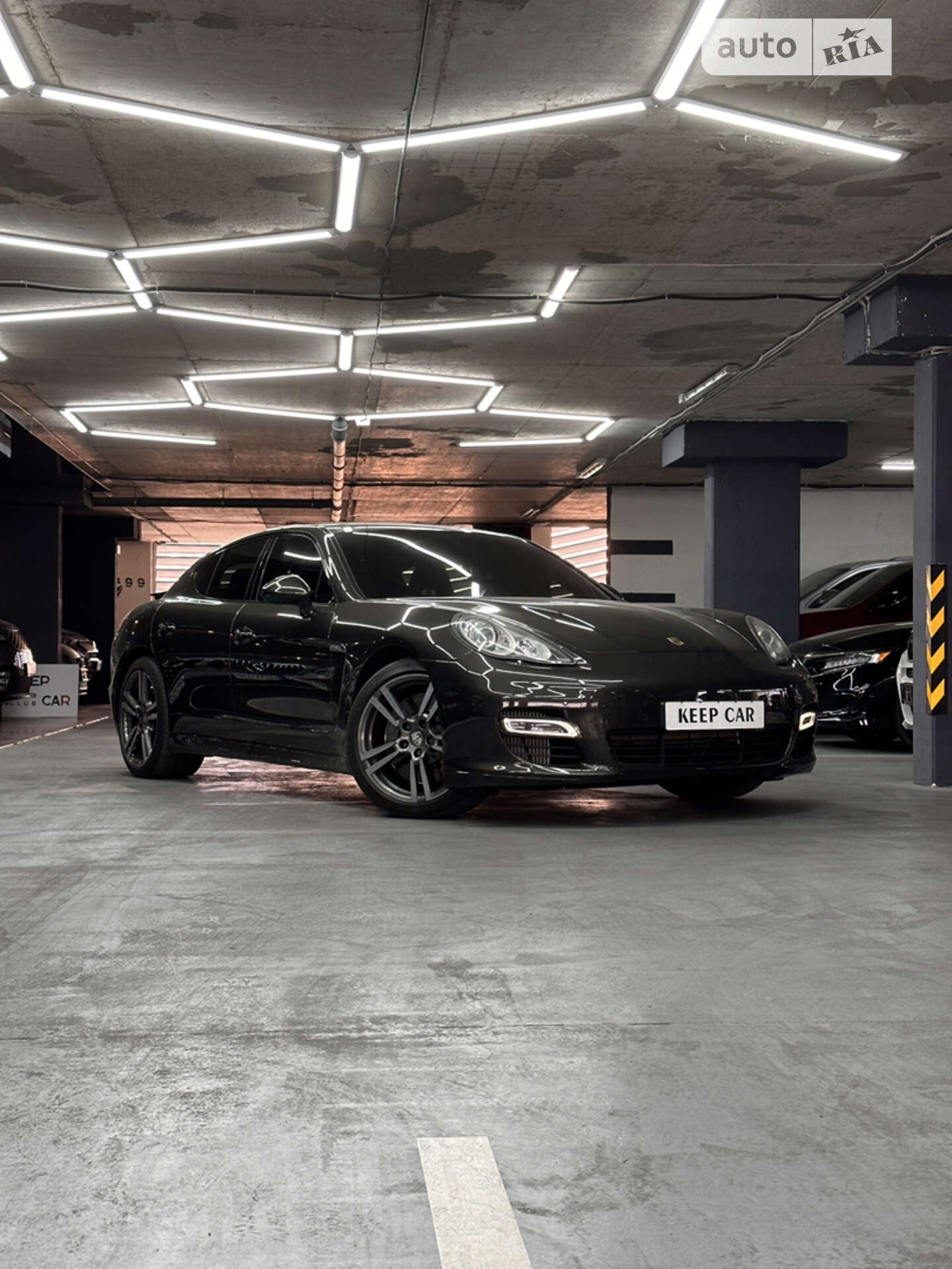 PORSCHE PANAMERA