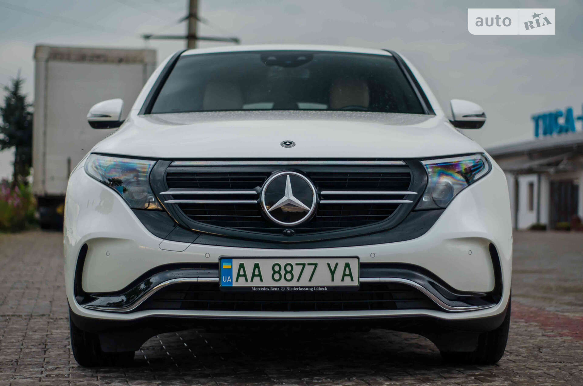 MERCEDES-BENZ EQC 400 2020