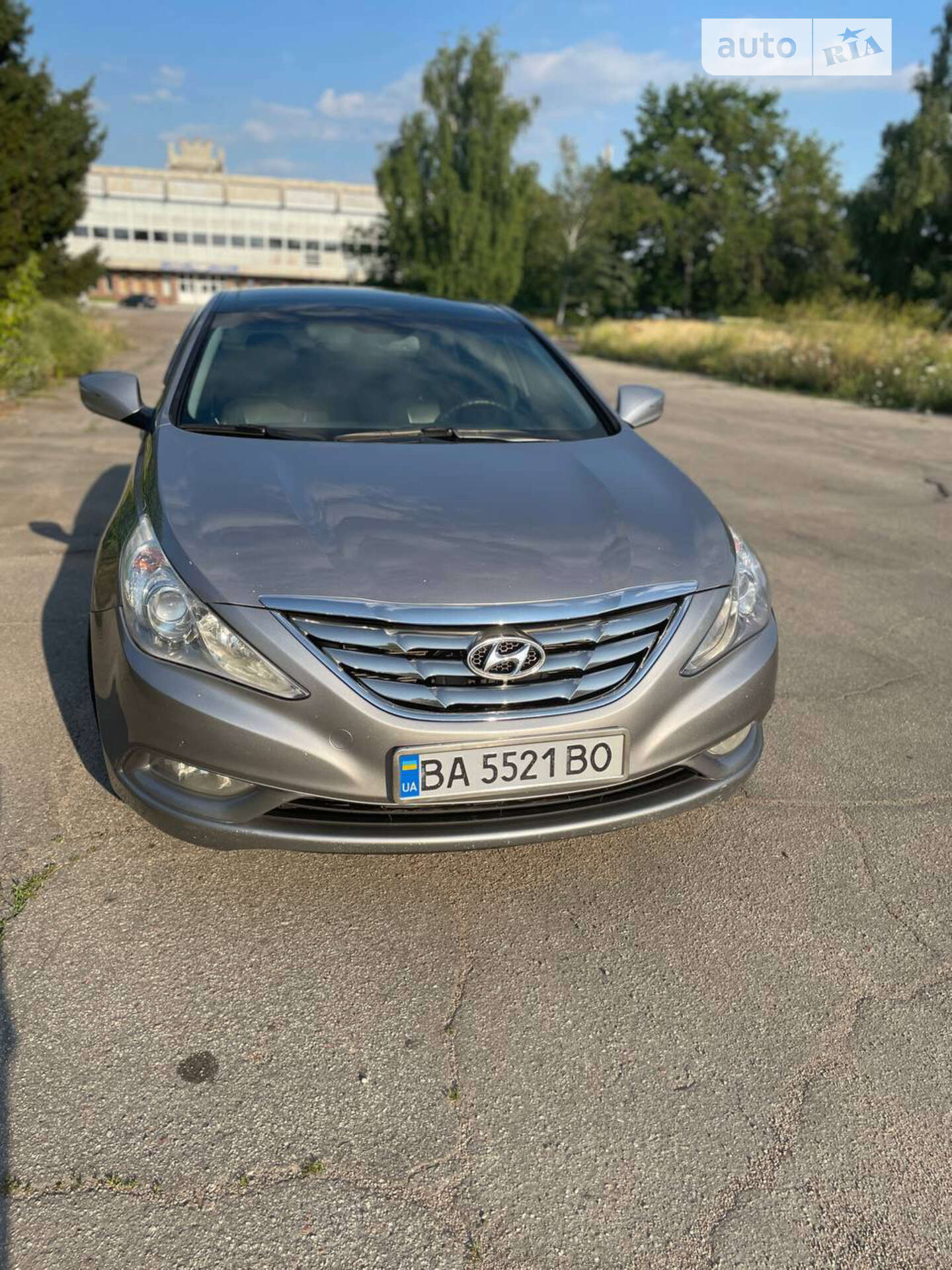 Головне фото звіту автомобіля HYUNDAI SONATA 2010