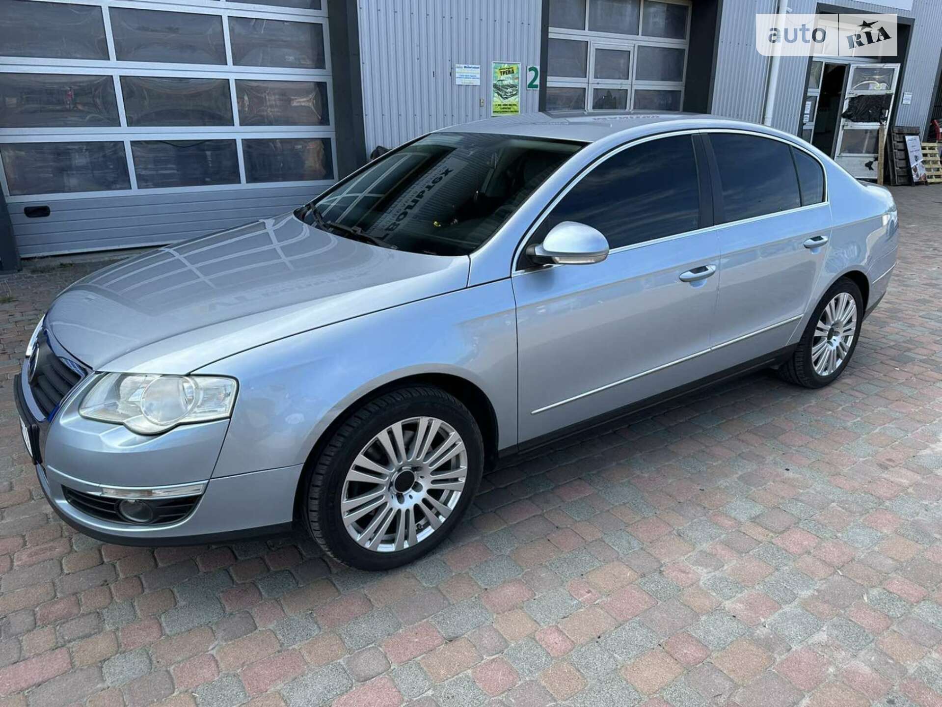VOLKSWAGEN PASSAT 2005