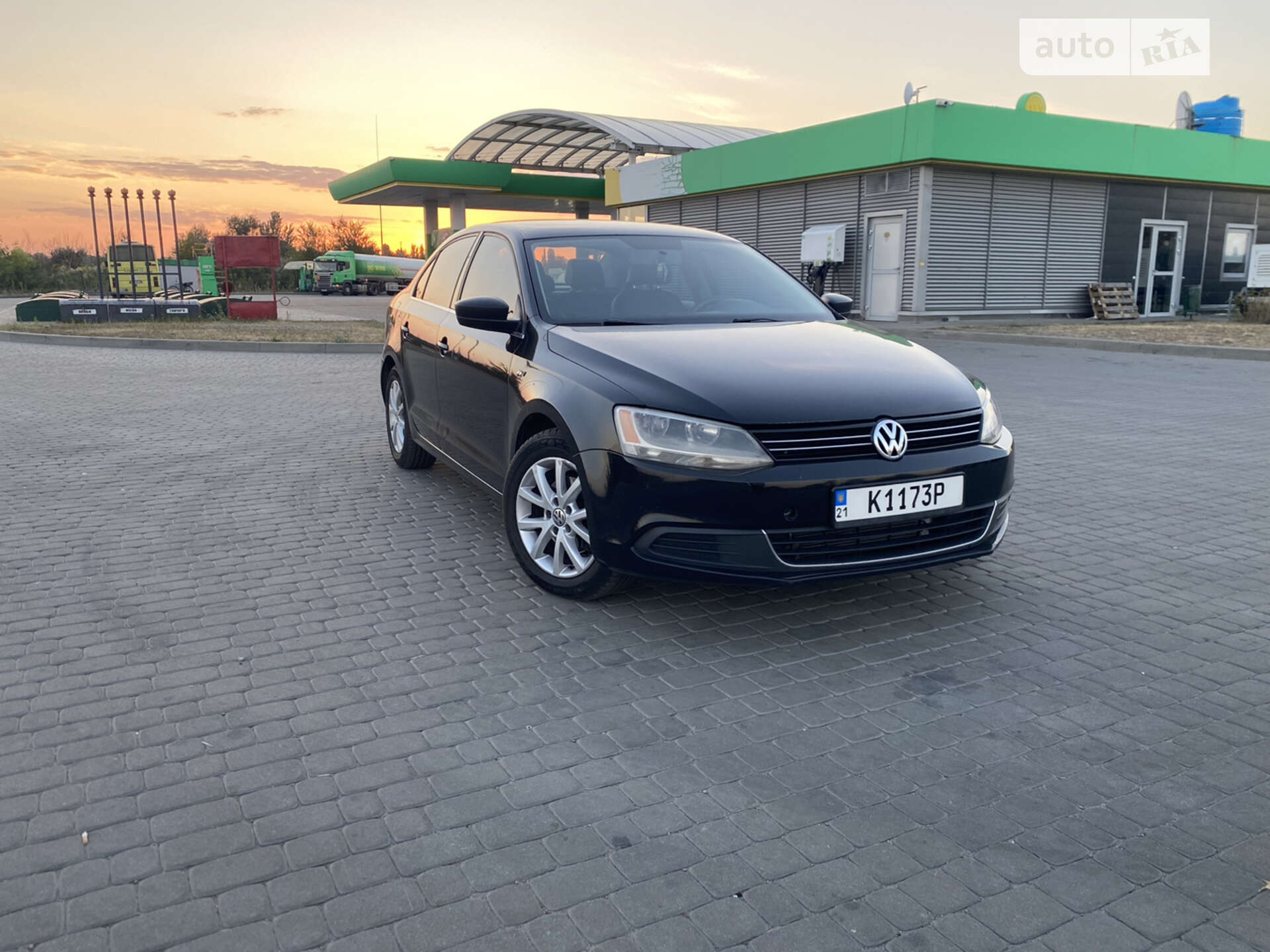 VOLKSWAGEN JETTA 2012