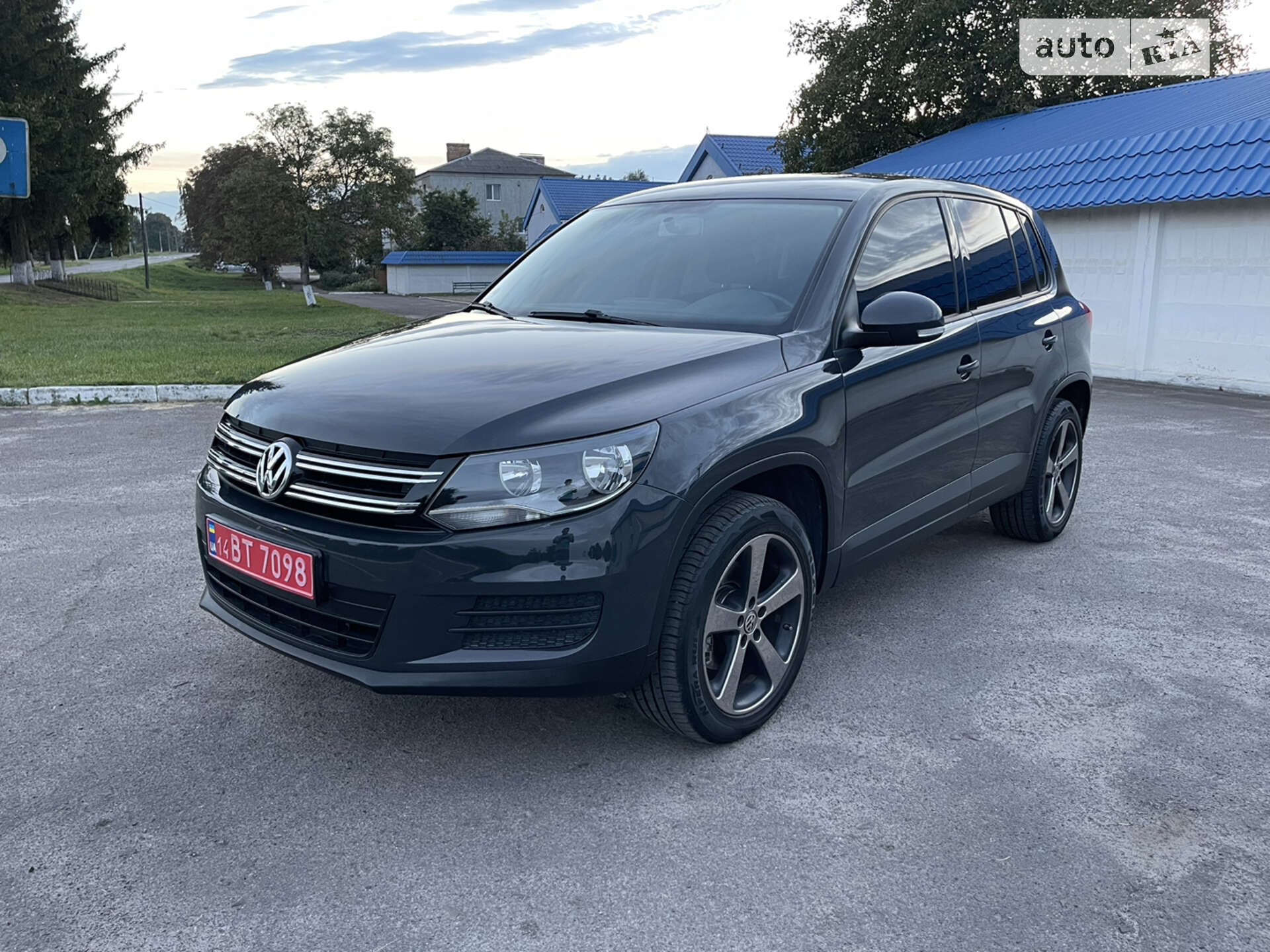 VOLKSWAGEN TIGUAN 2014