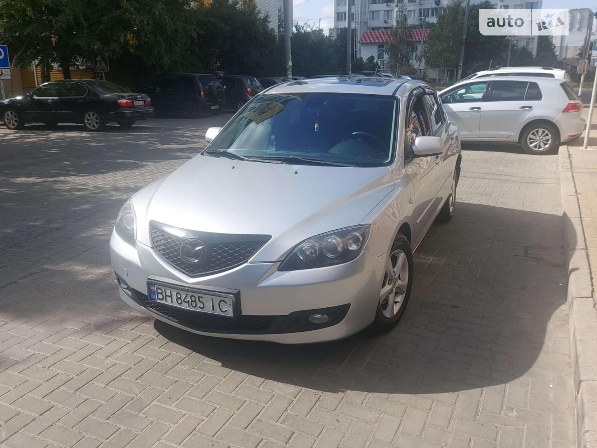 Головне фото звіту автомобіля MAZDA 3 2006