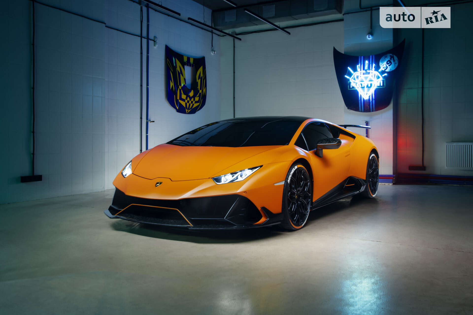LAMBORGHINI HURACAN
