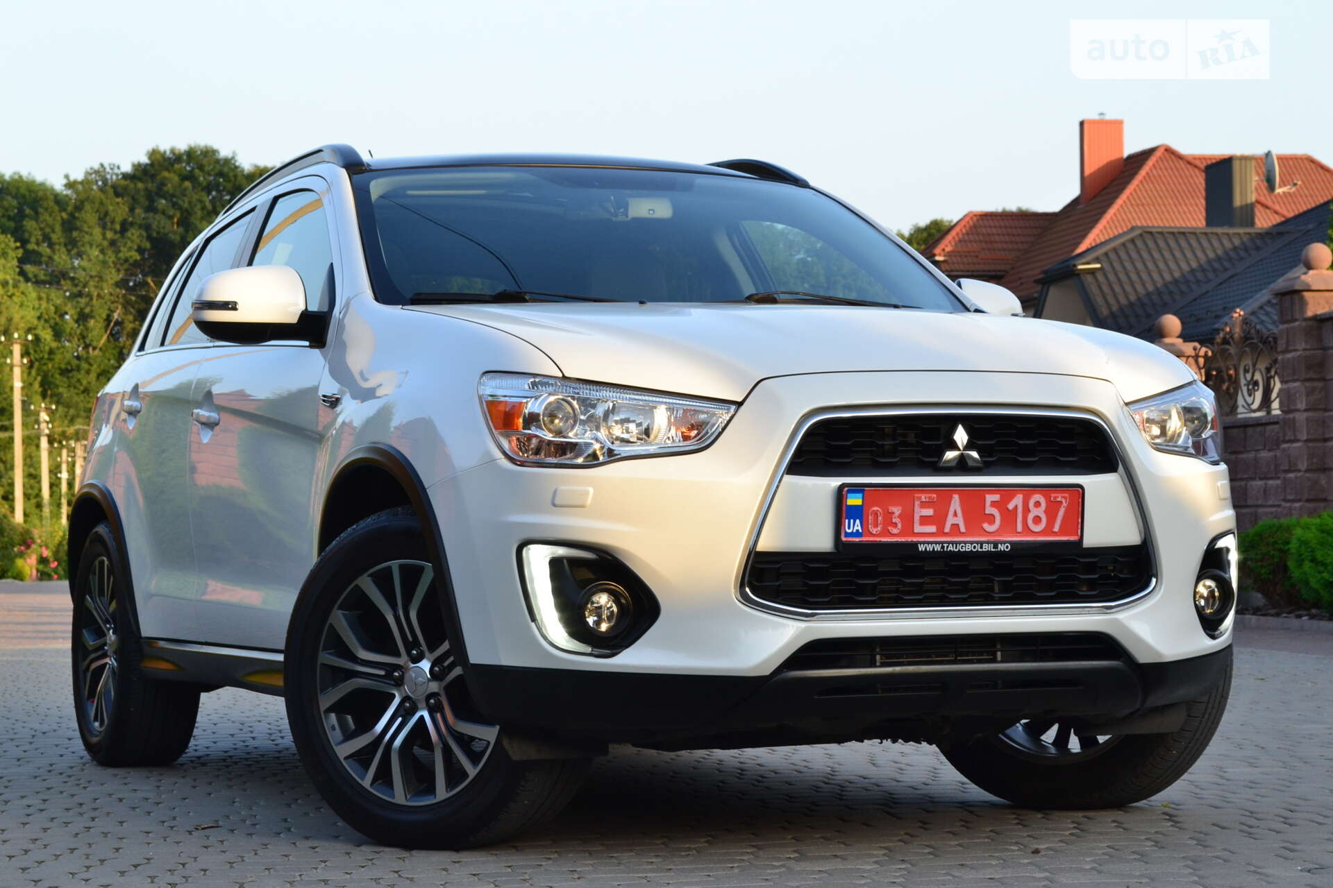 MITSUBISHI ASX 2015