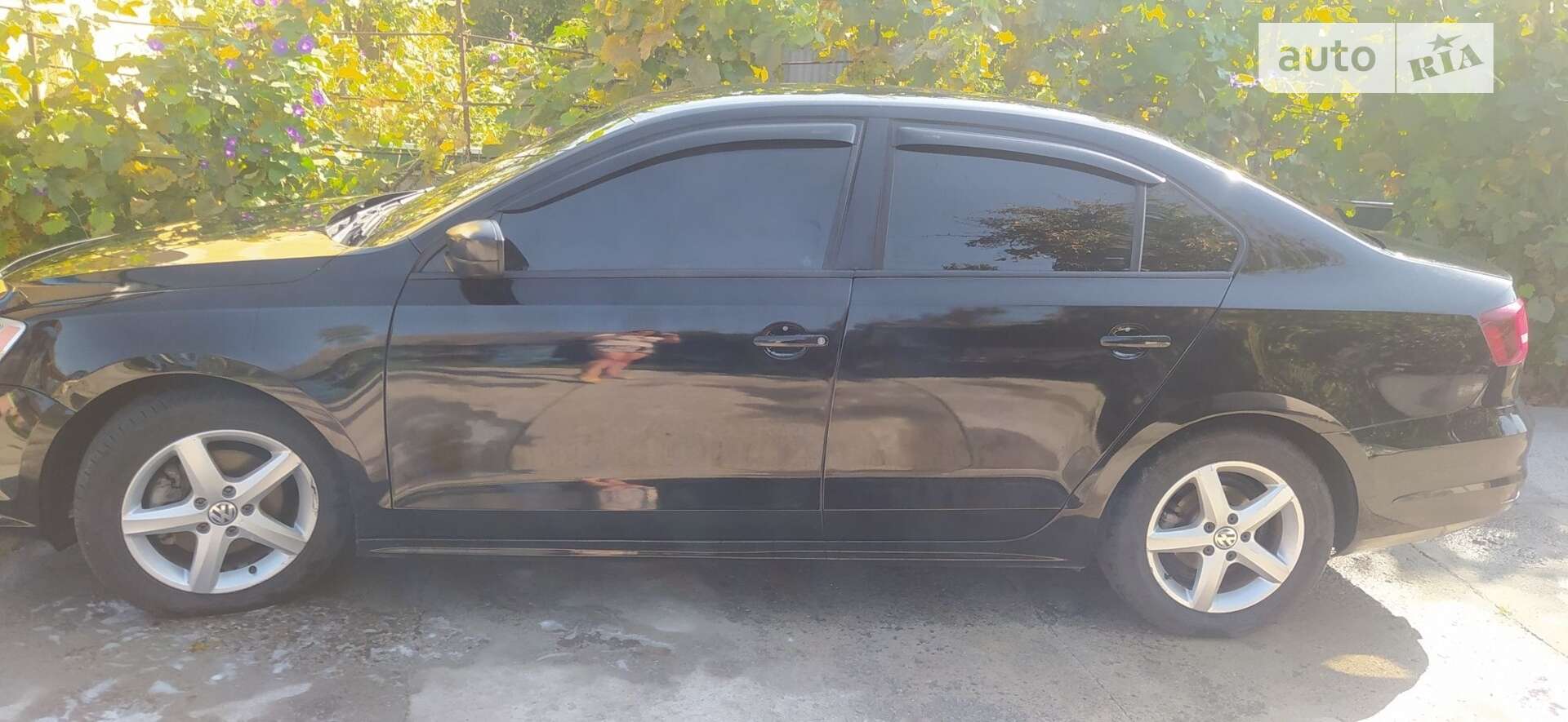 VOLKSWAGEN JETTA 2016