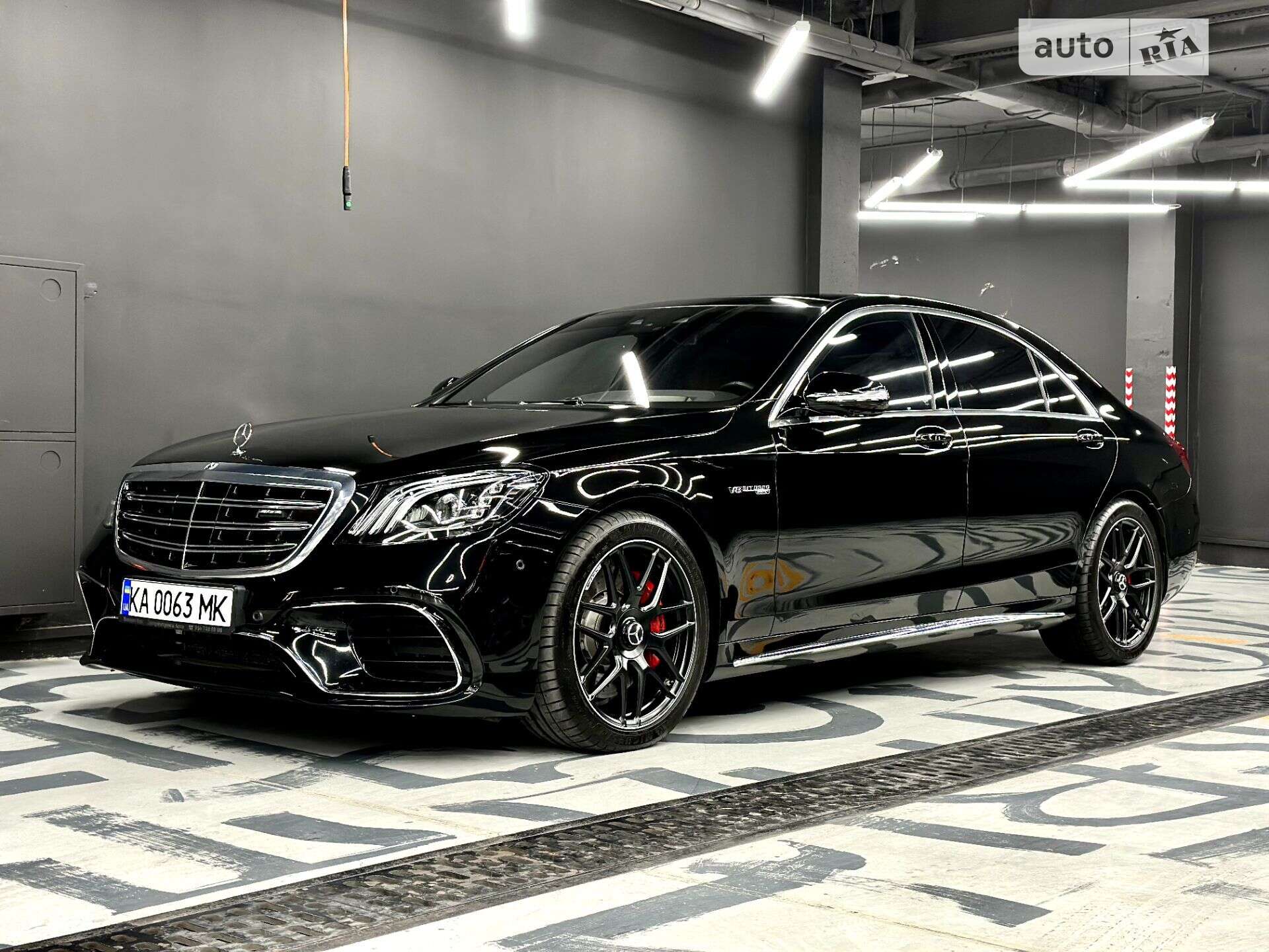 MERCEDES-BENZ S 63 AMG 2019