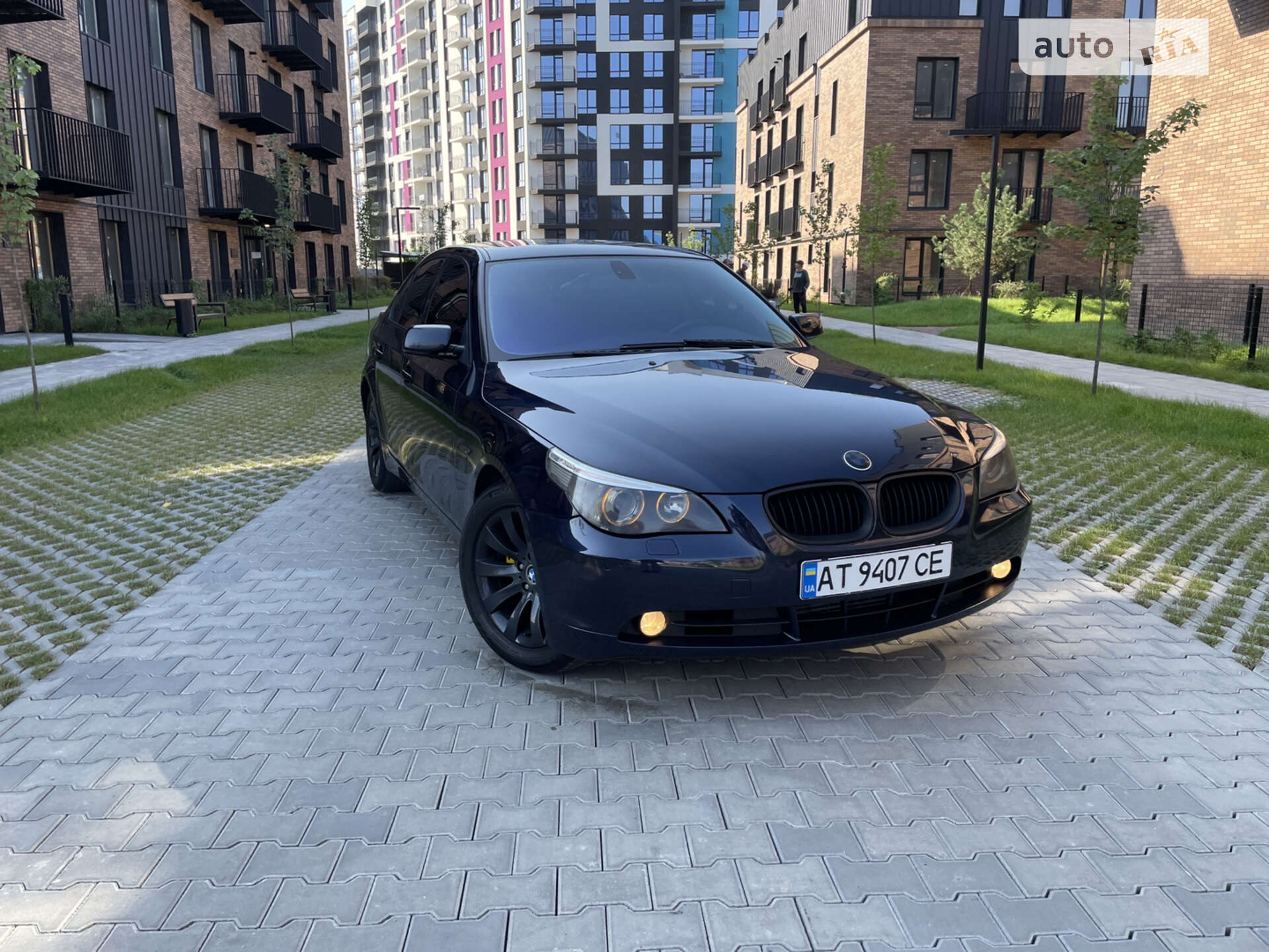 BMW 5 Series 2004