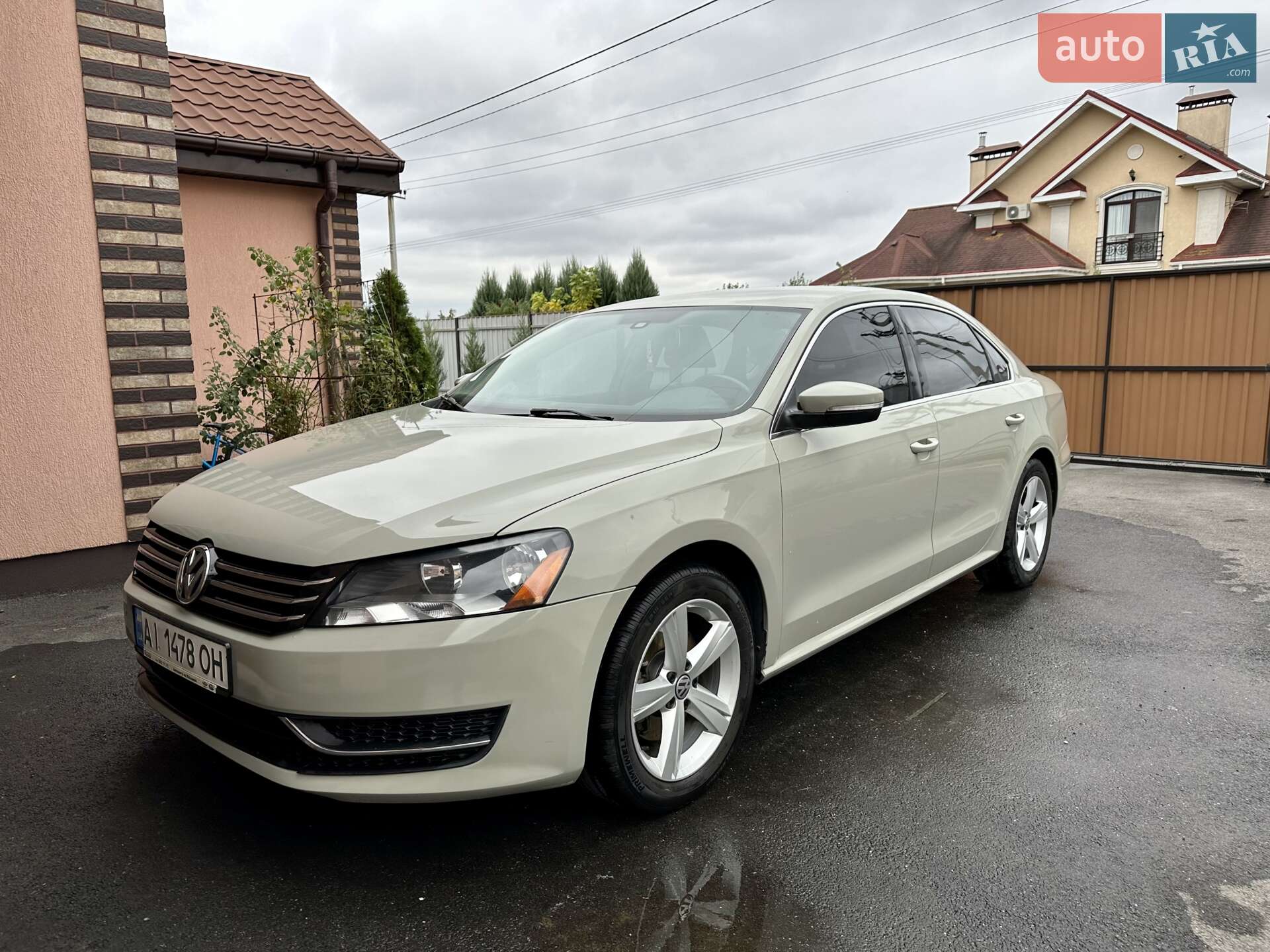 VOLKSWAGEN PASSAT 2014