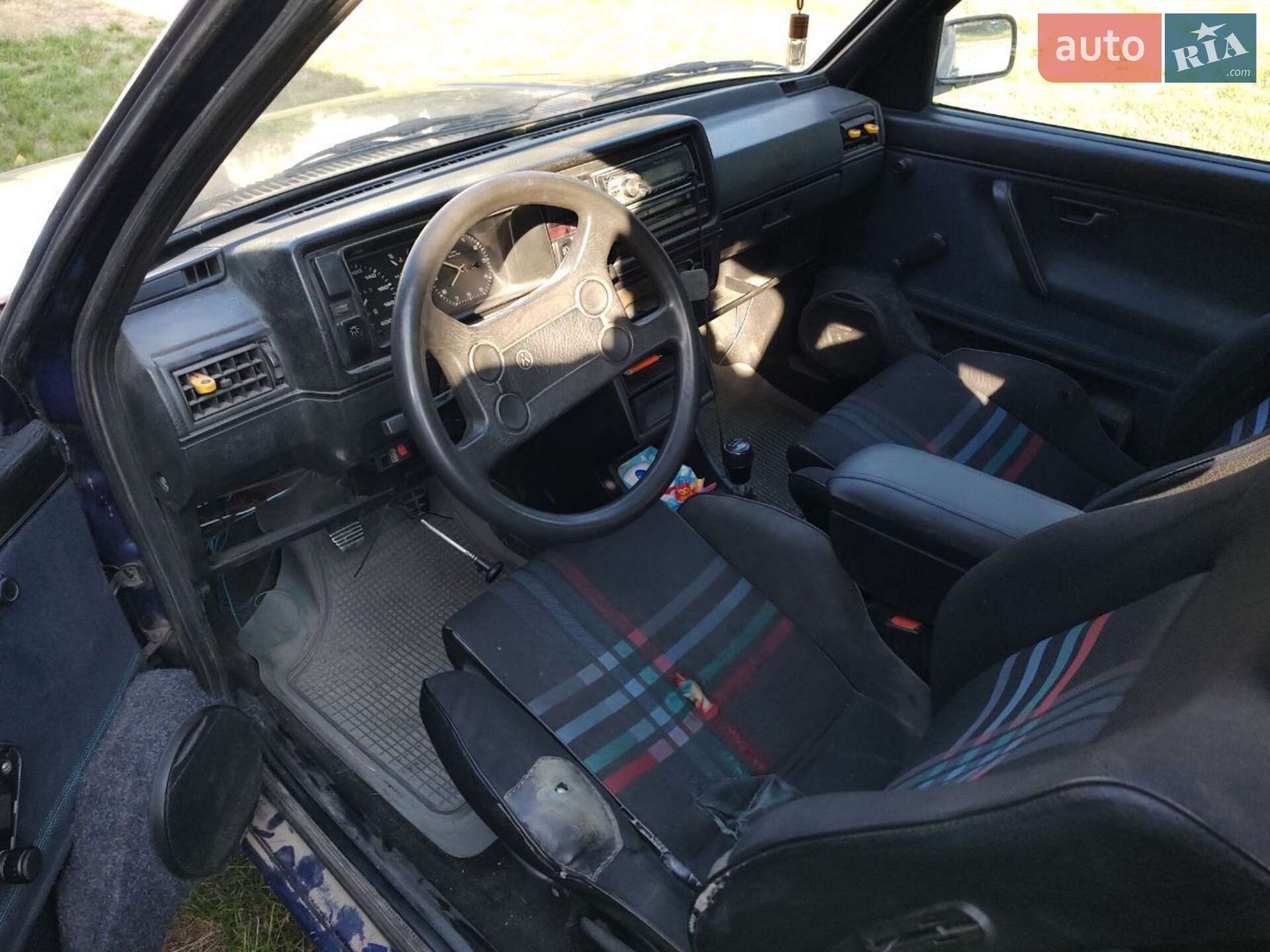 VOLKSWAGEN GOLF 1984