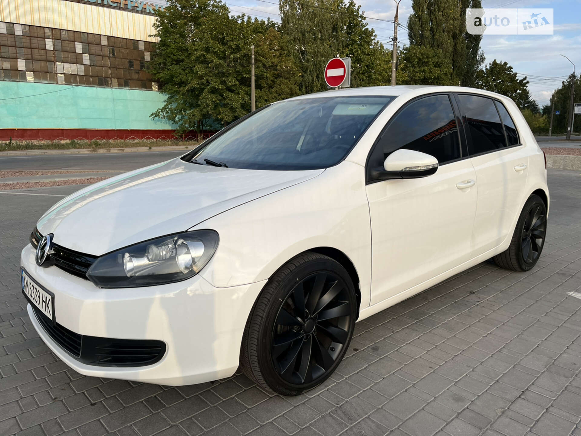 VOLKSWAGEN GOLF 2012