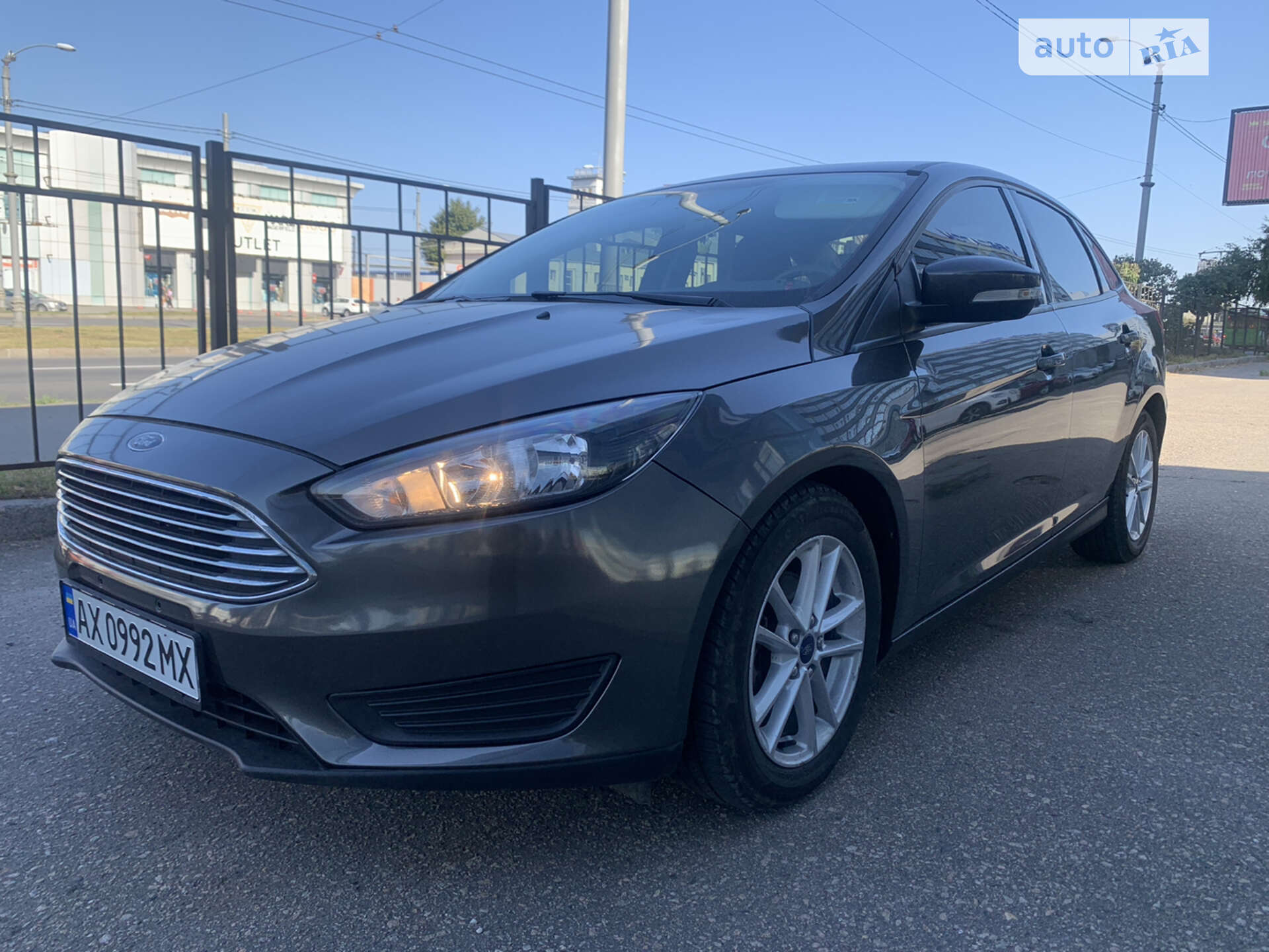Головне фото звіту автомобіля FORD FOCUS 2016