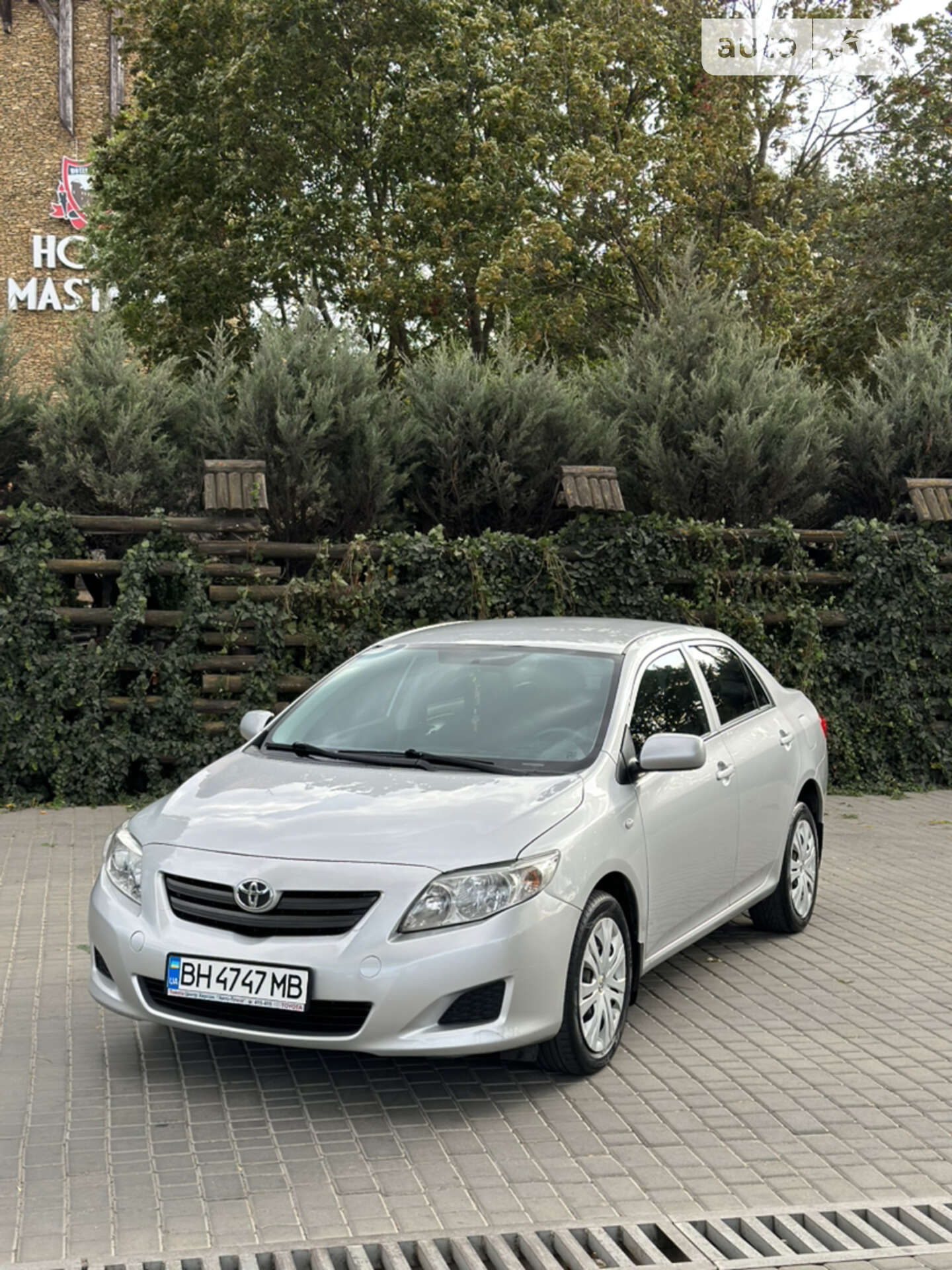 TOYOTA COROLLA