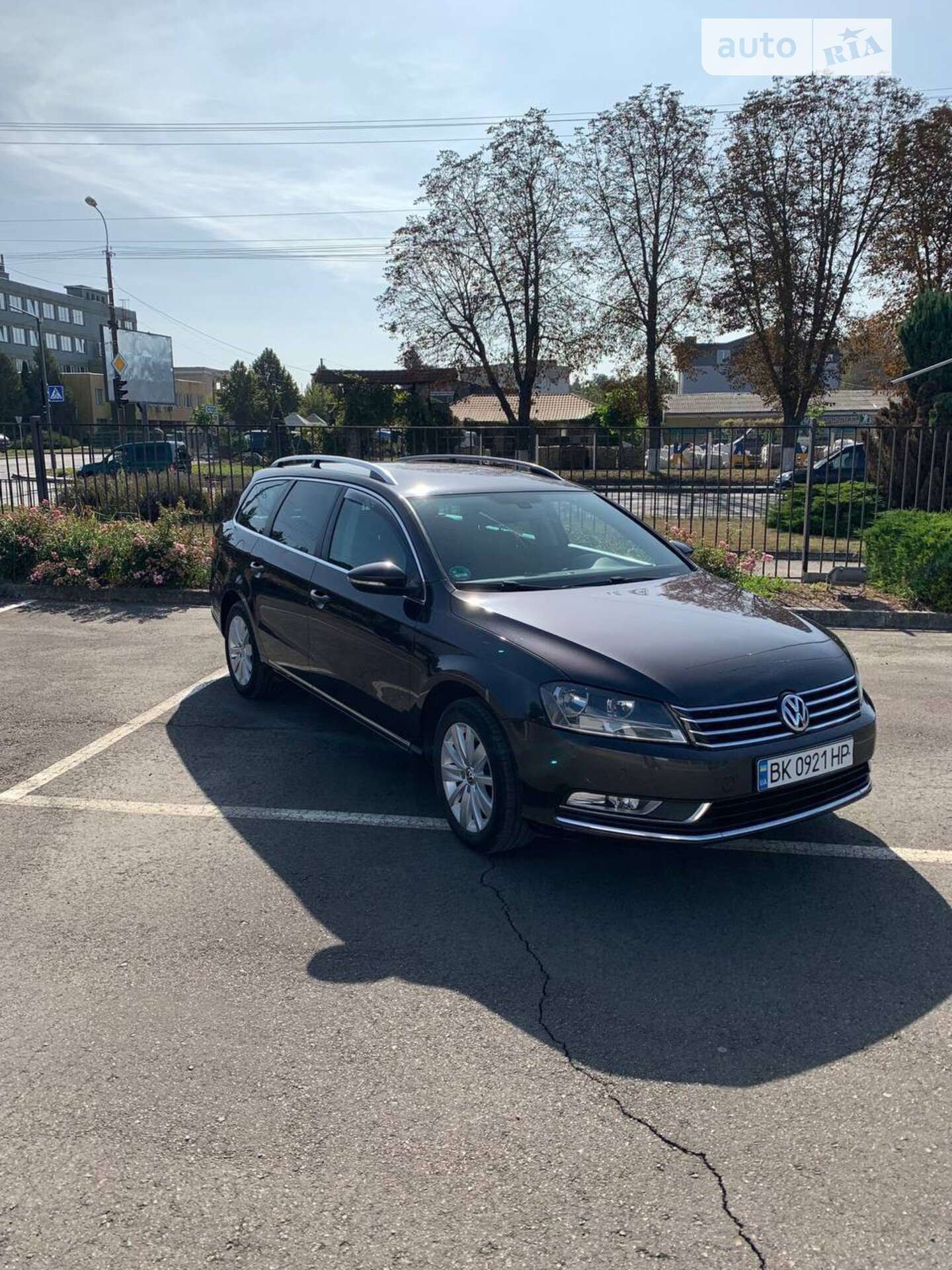 VOLKSWAGEN PASSAT 2011