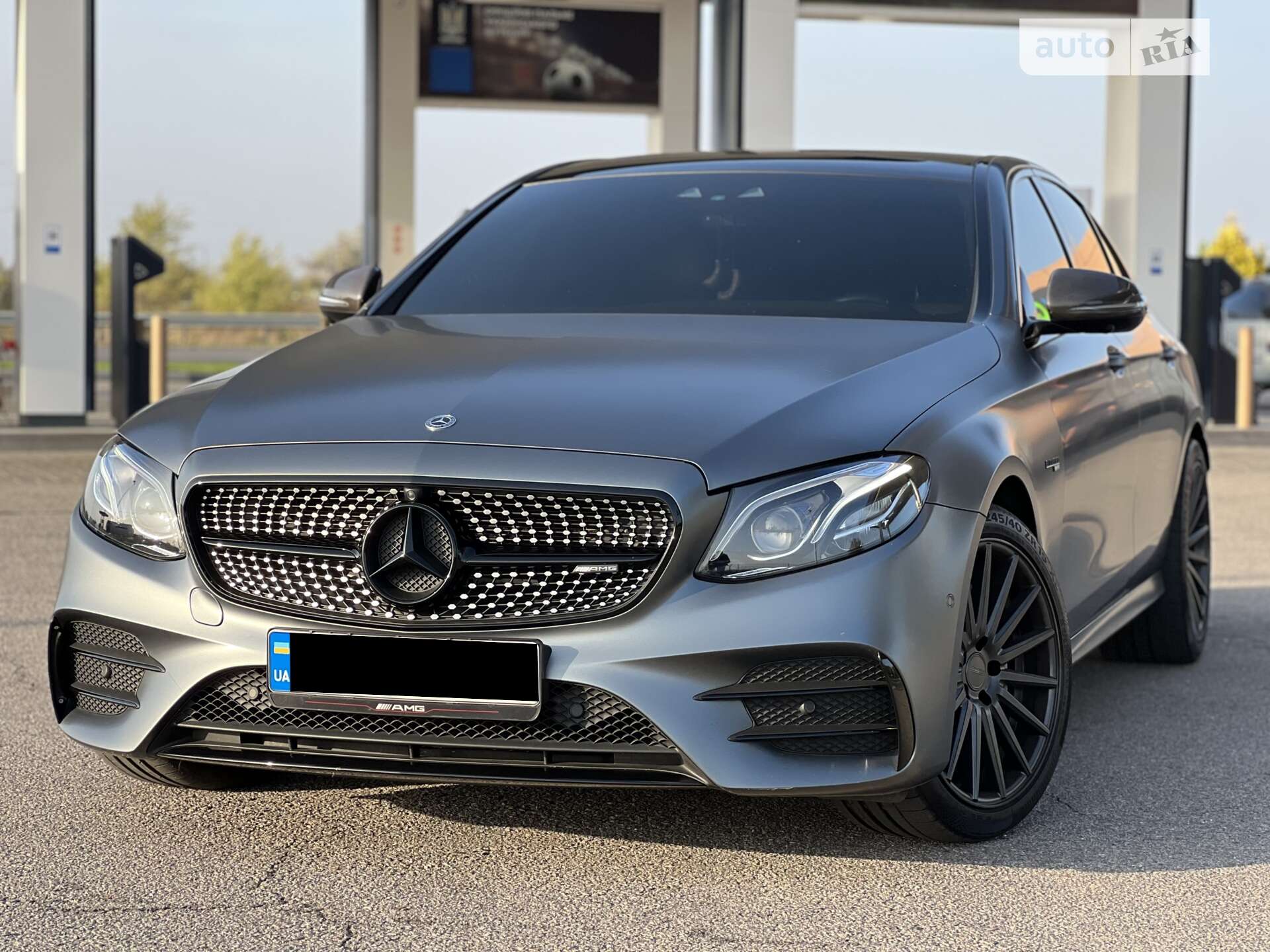 MERCEDES-BENZ AMG E43 2017