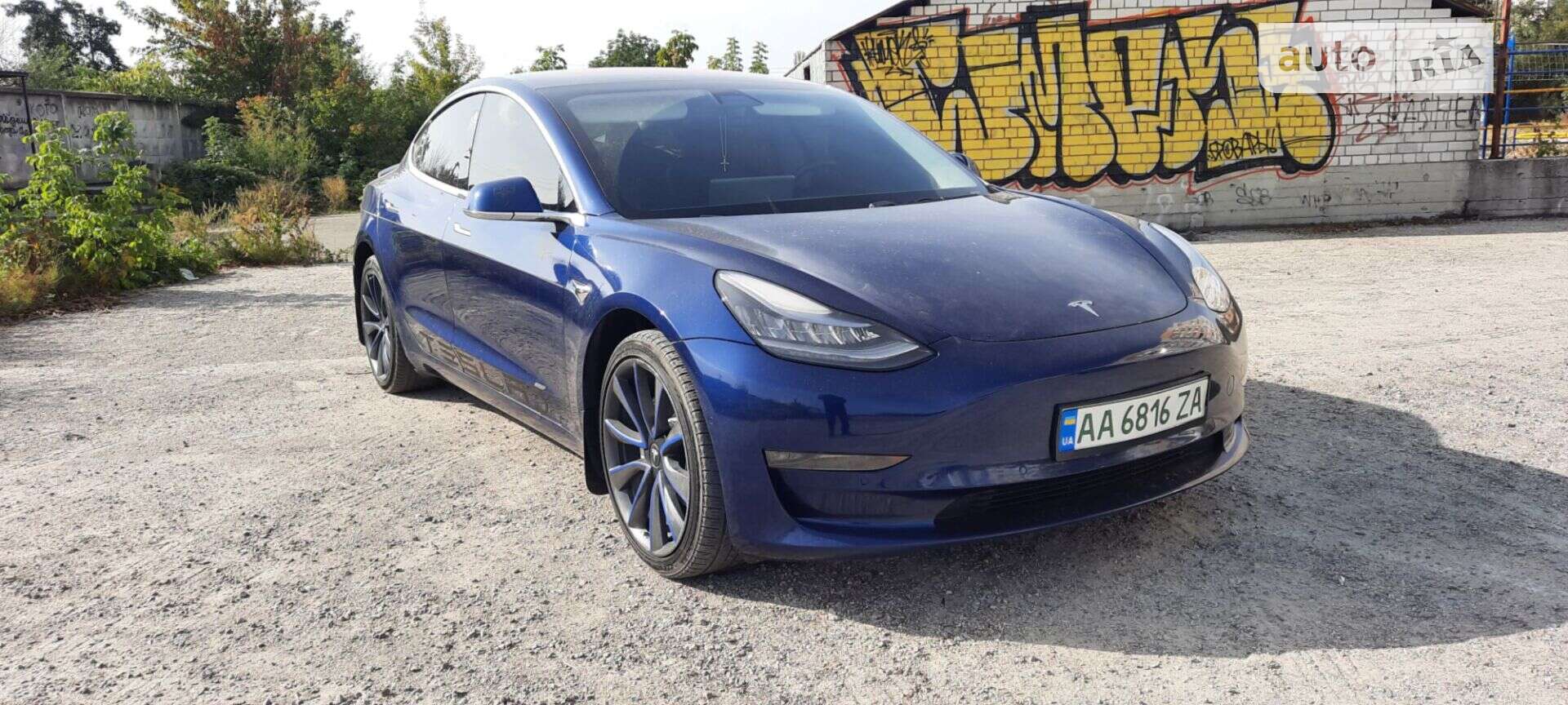 TESLA MODEL 3 2017