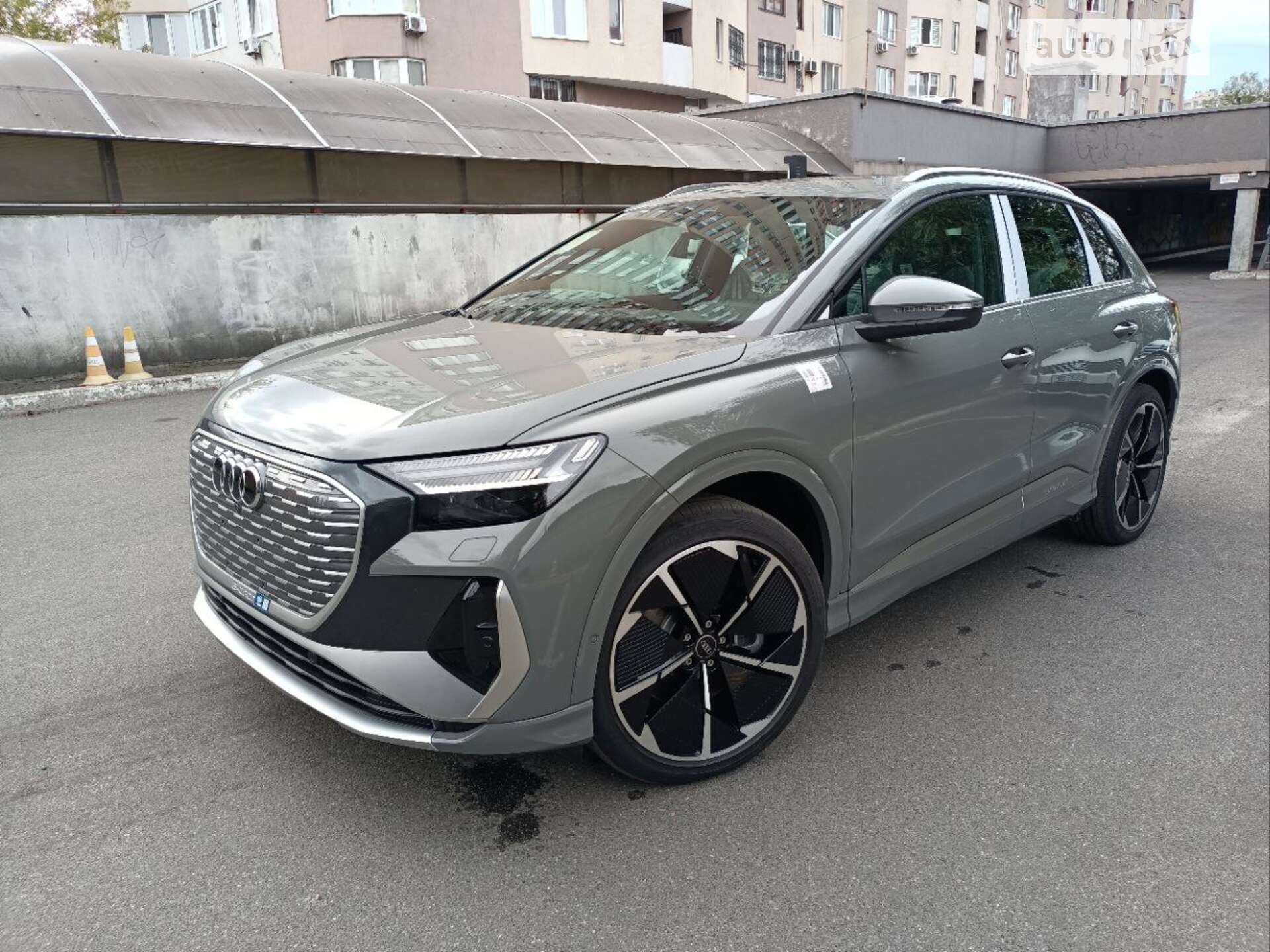 AUDI Q4 2023