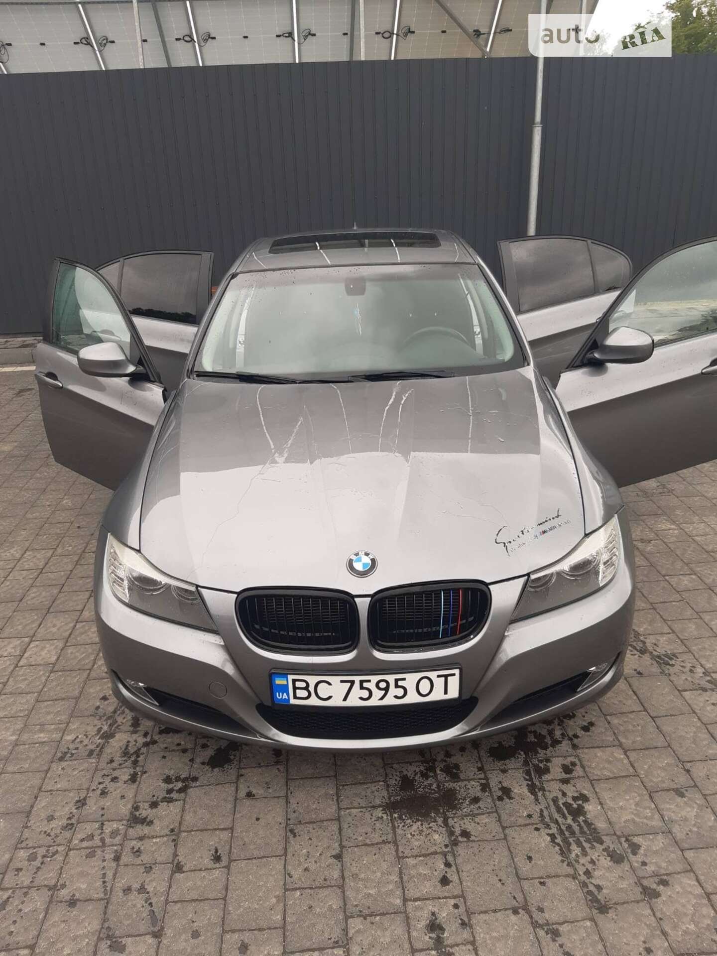 BMW 318D 2010