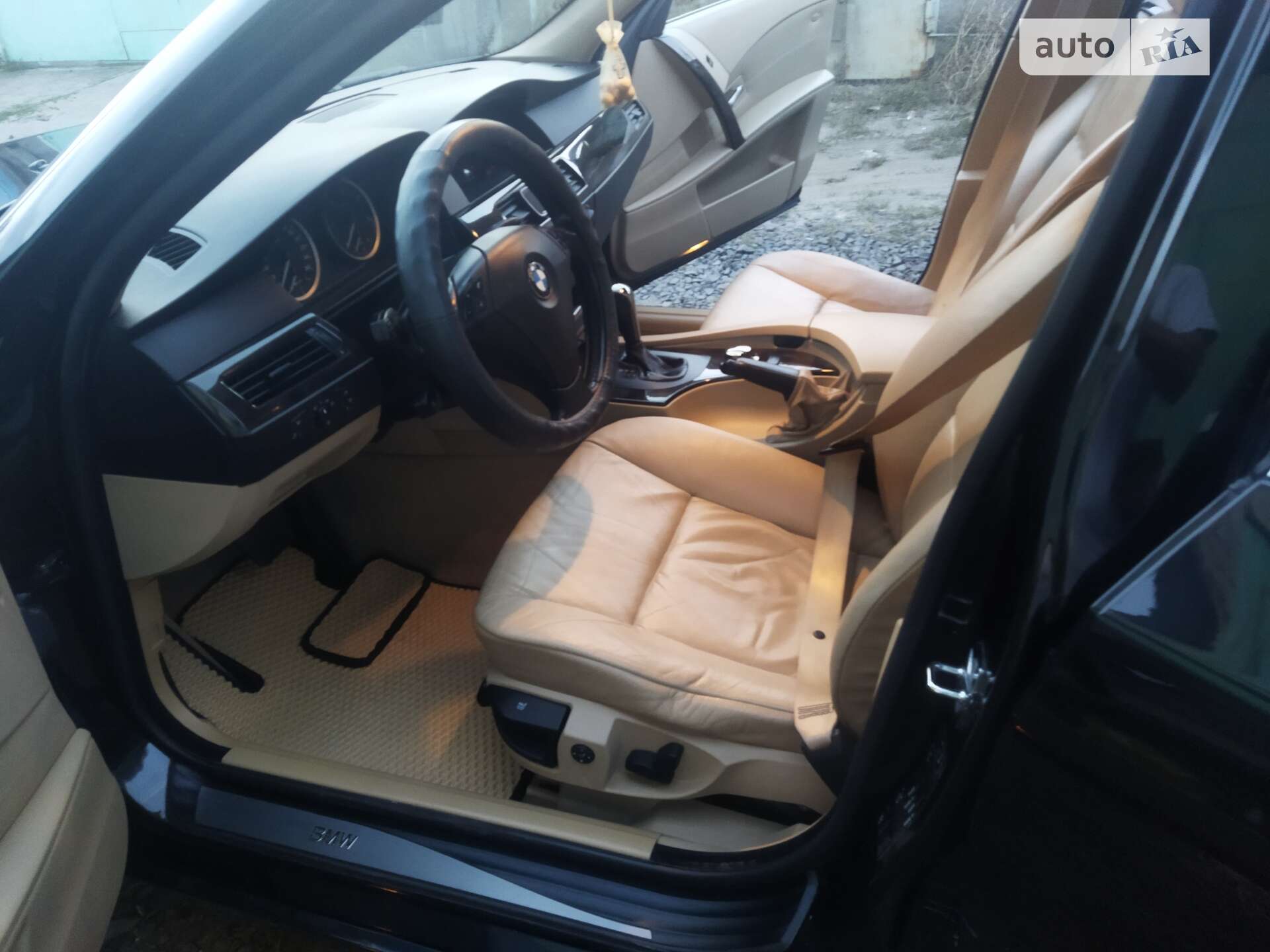 Головне фото звіту автомобіля BMW 530D 2004