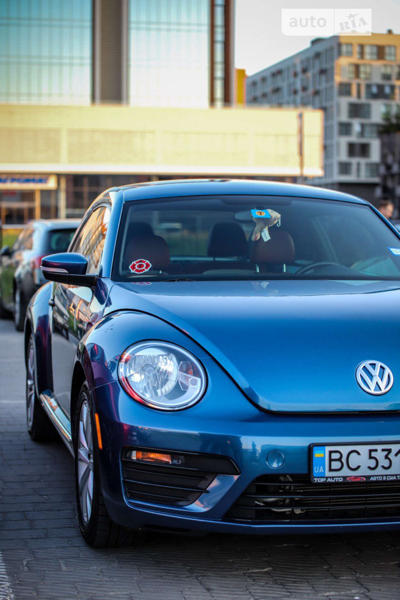 VOLKSWAGEN BEETLE 2017