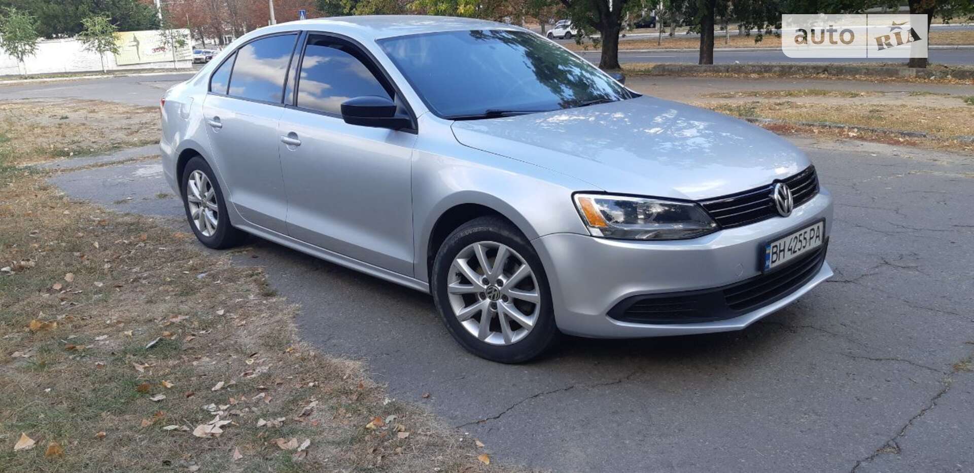 VOLKSWAGEN JETTA 2012