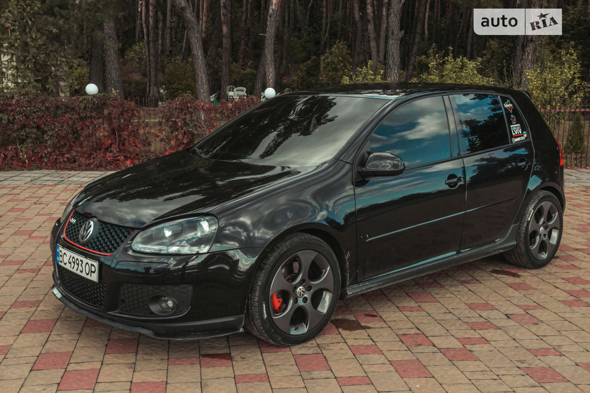 VOLKSWAGEN GOLF 2004