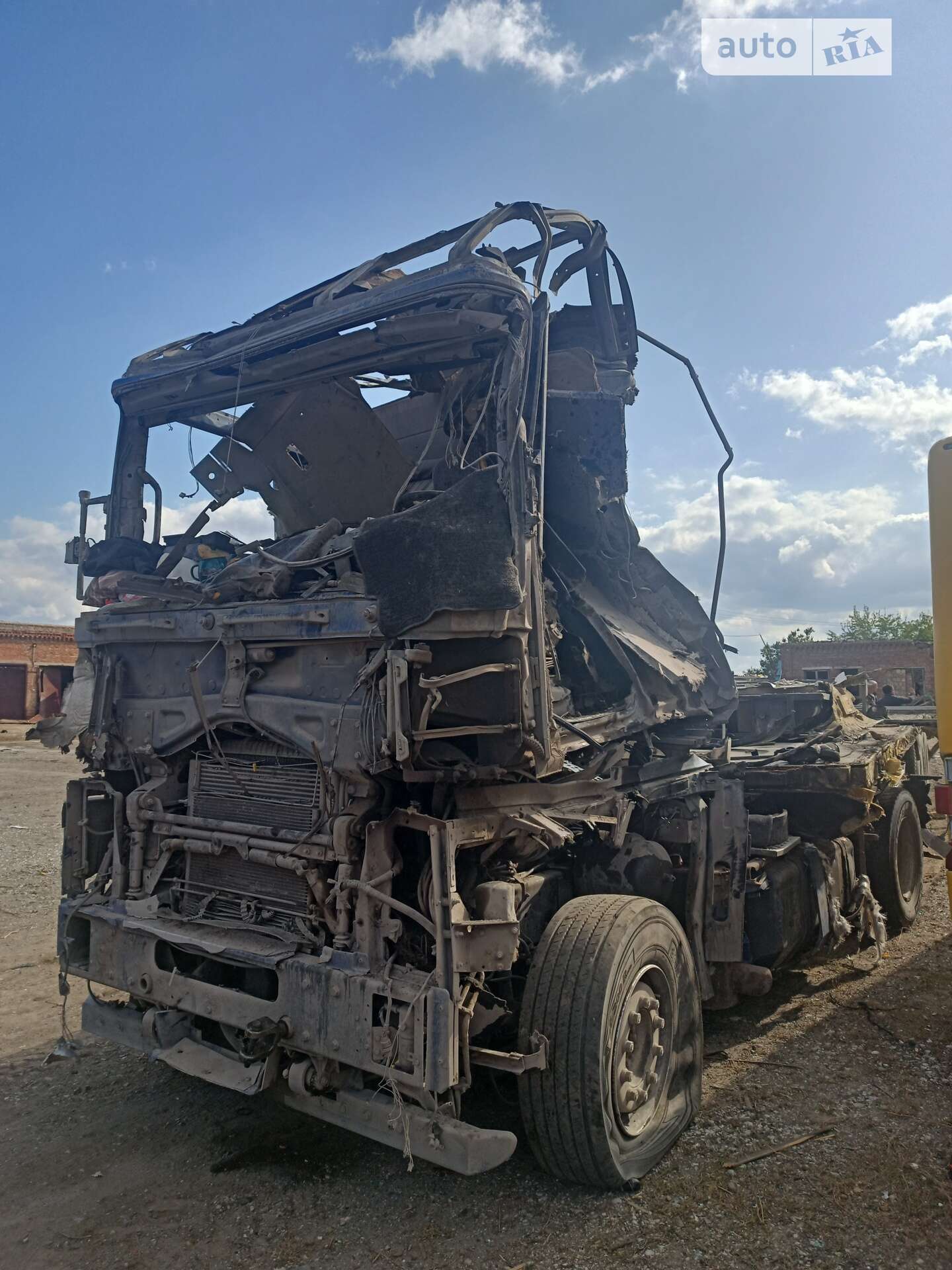 RENAULT MAGNUM 440 2004