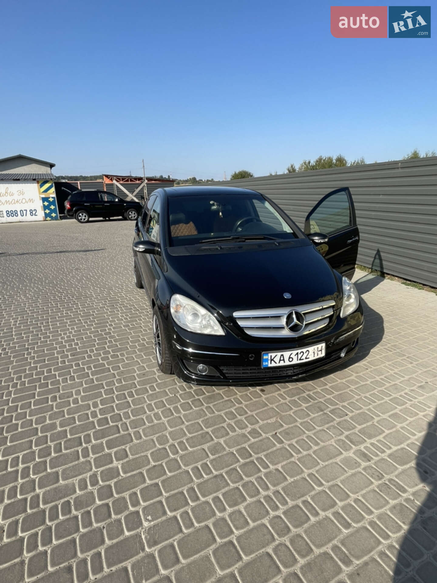 MERCEDES-BENZ B 200 2005