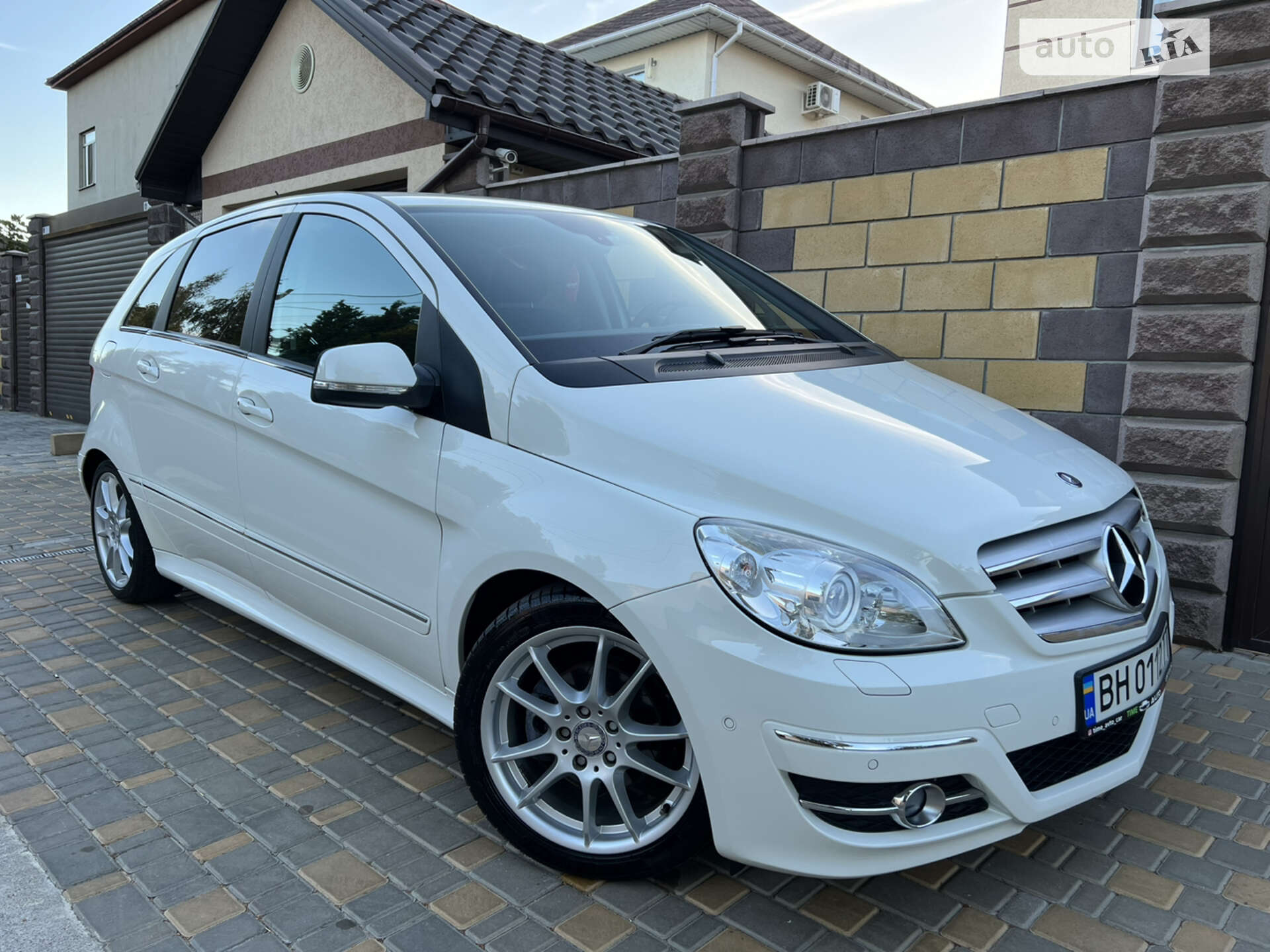 MERCEDES-BENZ B 170 2009