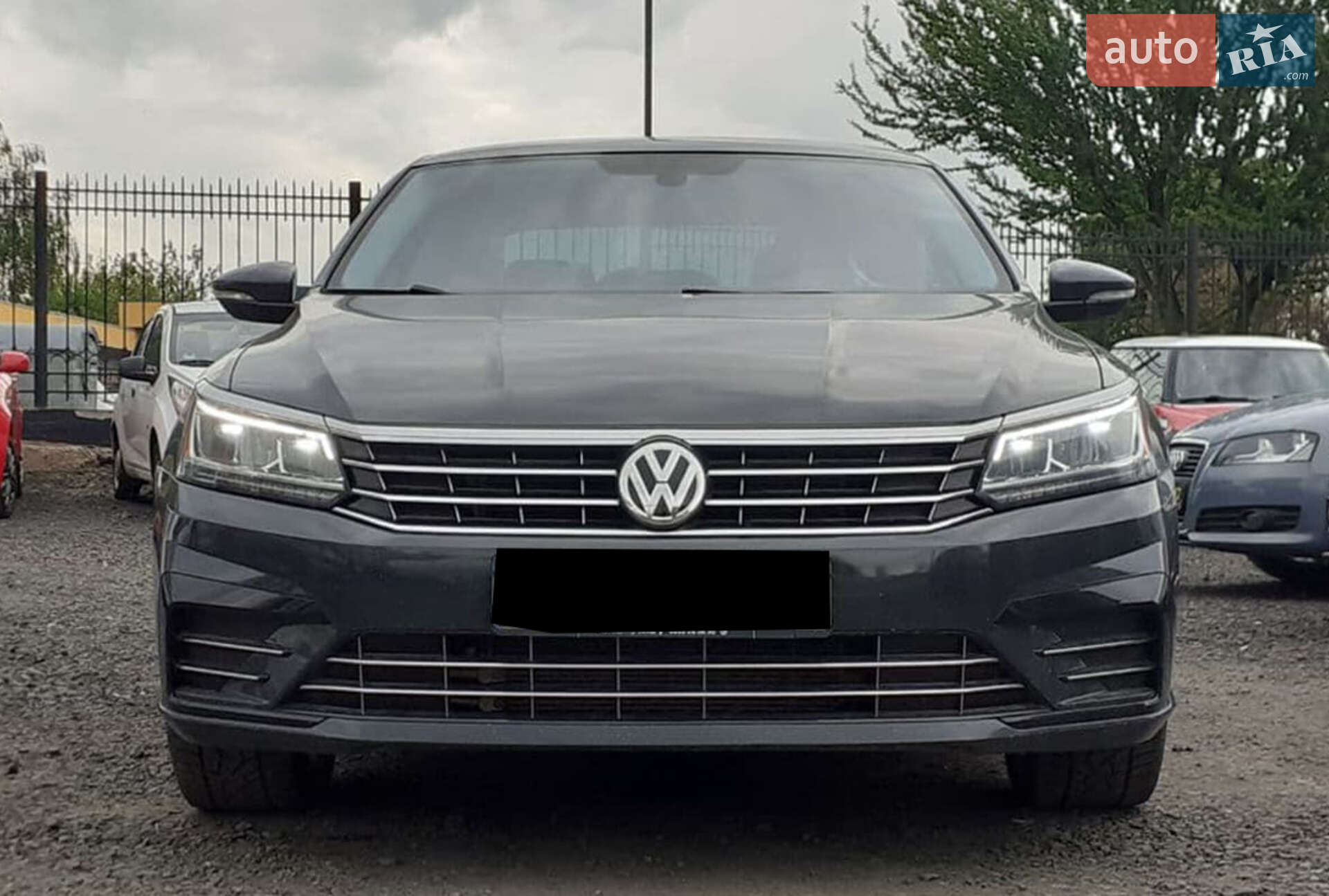 VOLKSWAGEN PASSAT 2017