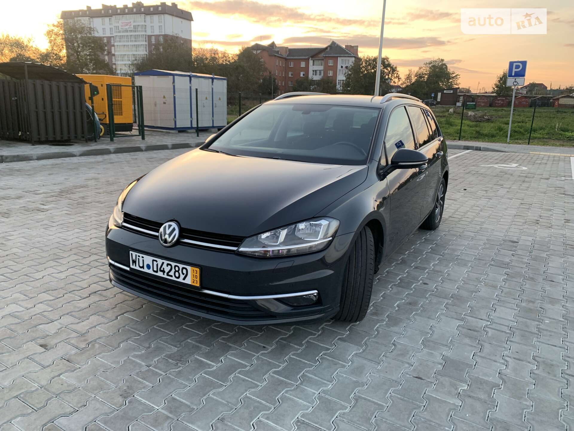 VOLKSWAGEN GOLF 2017