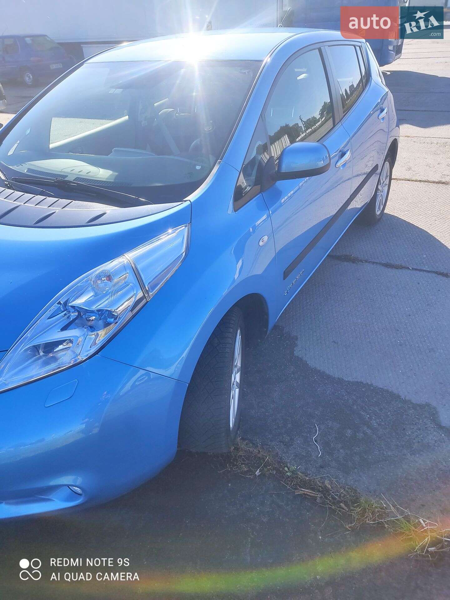 NISSAN LEAF 2012