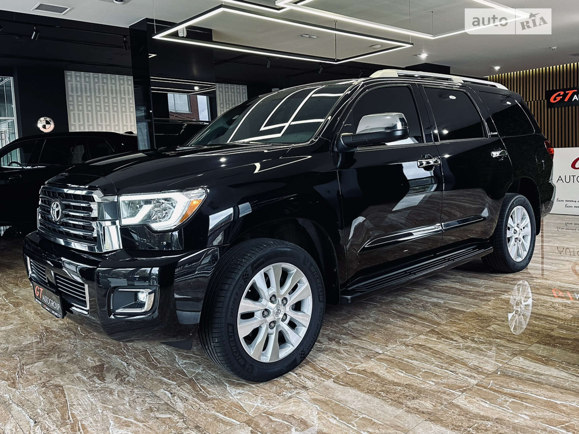 TOYOTA SEQUOIA 2019