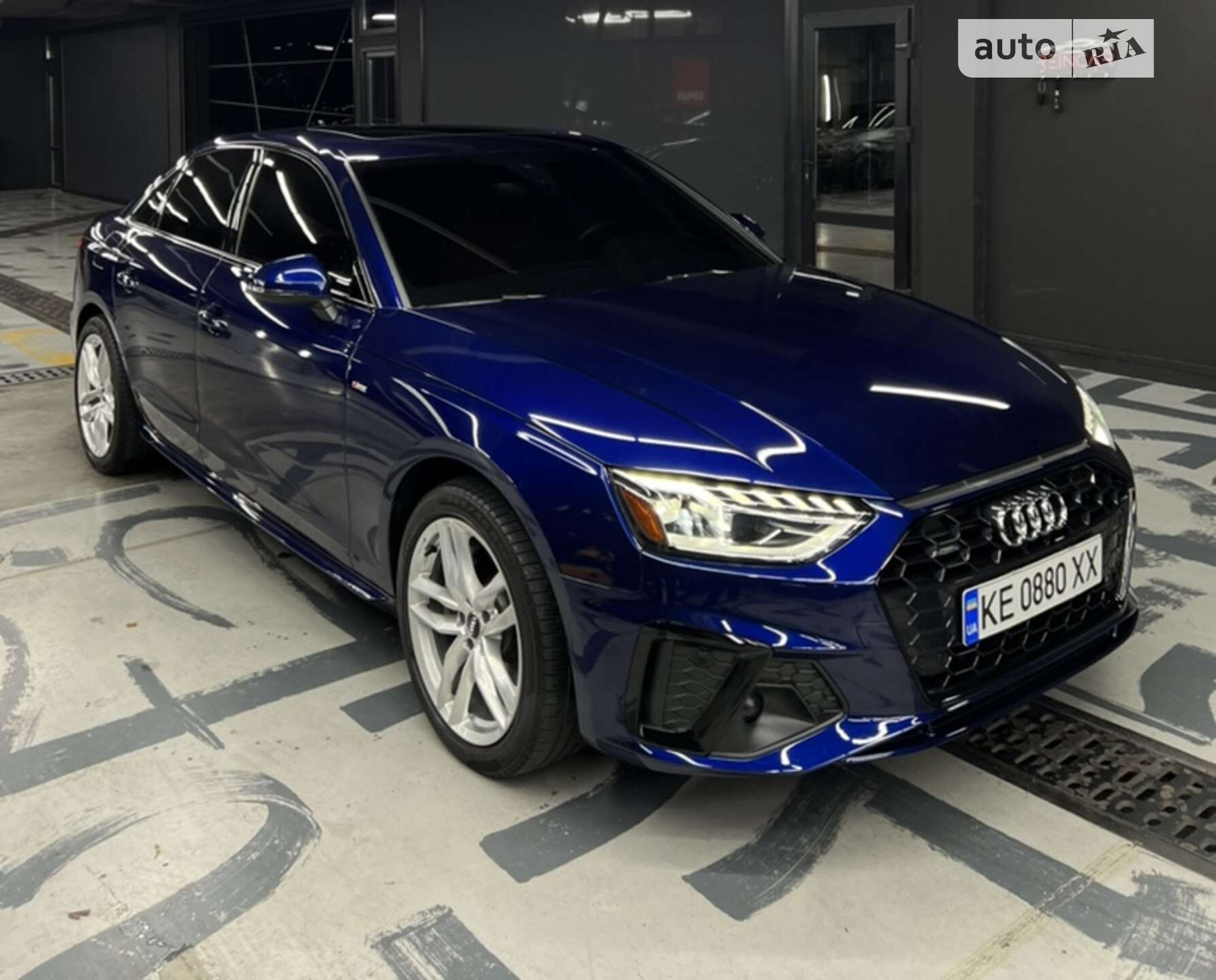 AUDI A4 2019