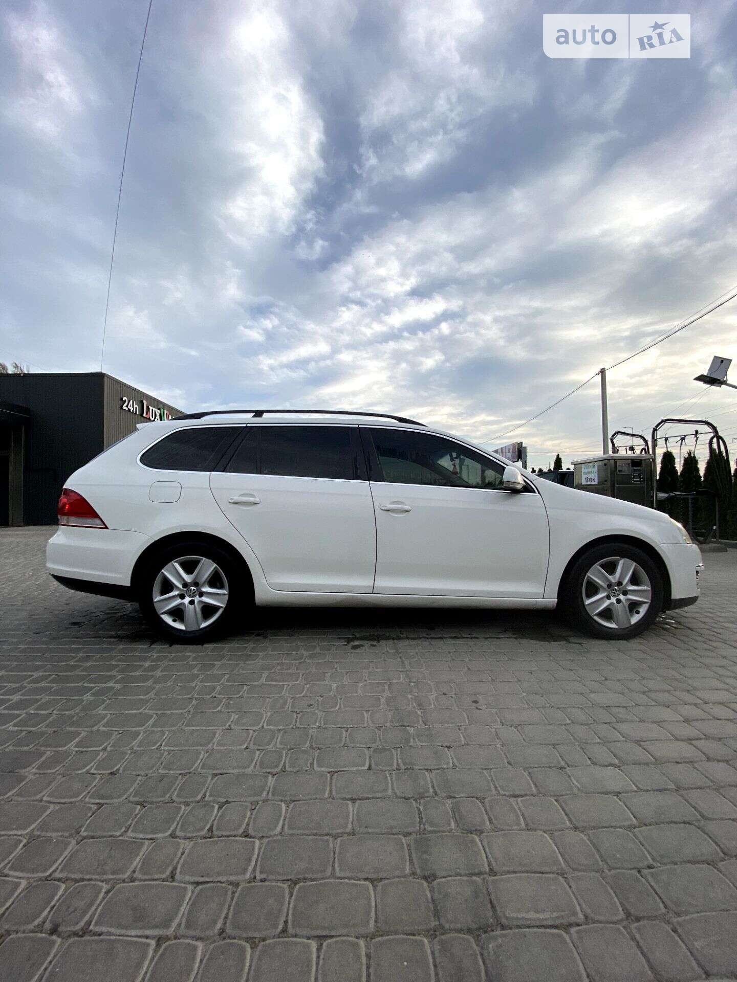 VOLKSWAGEN GOLF 2009