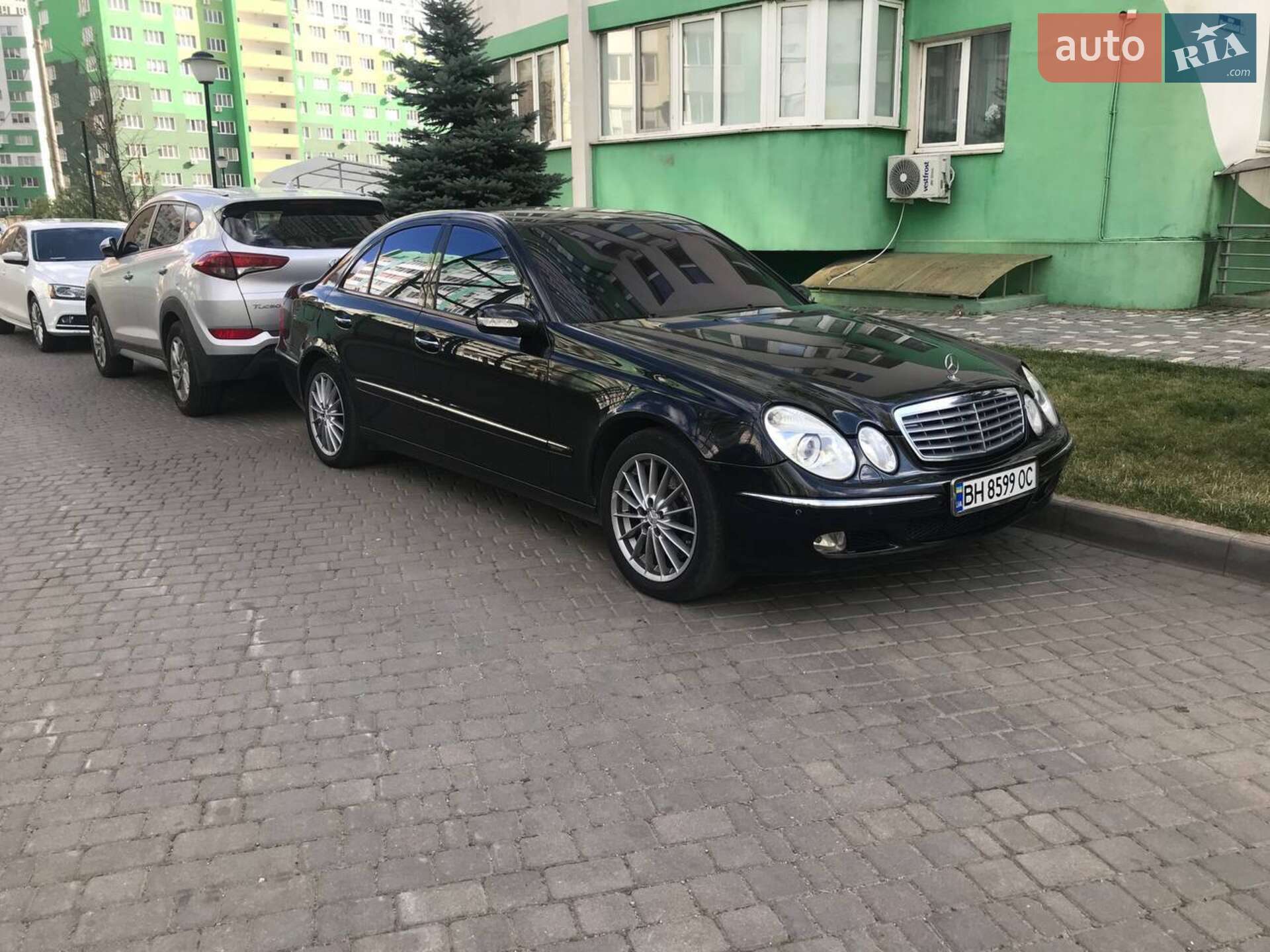MERCEDES-BENZ E 500 2004