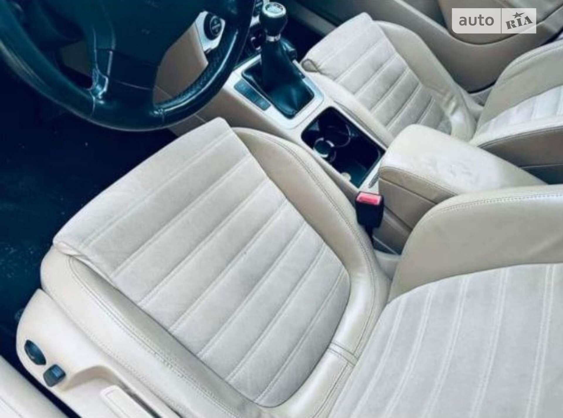 VOLKSWAGEN PASSAT 2008
