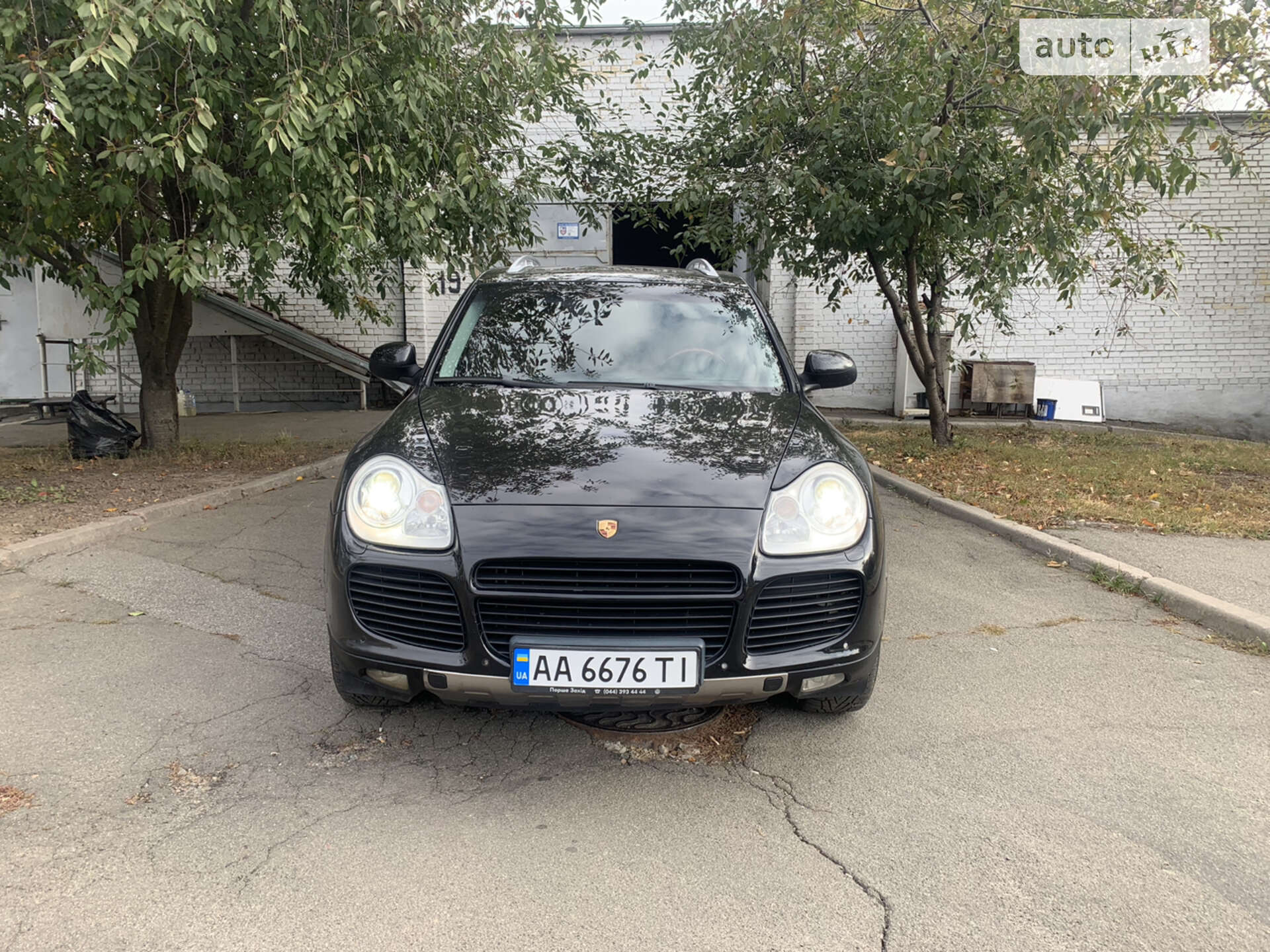 PORSCHE CAYENNE 2004