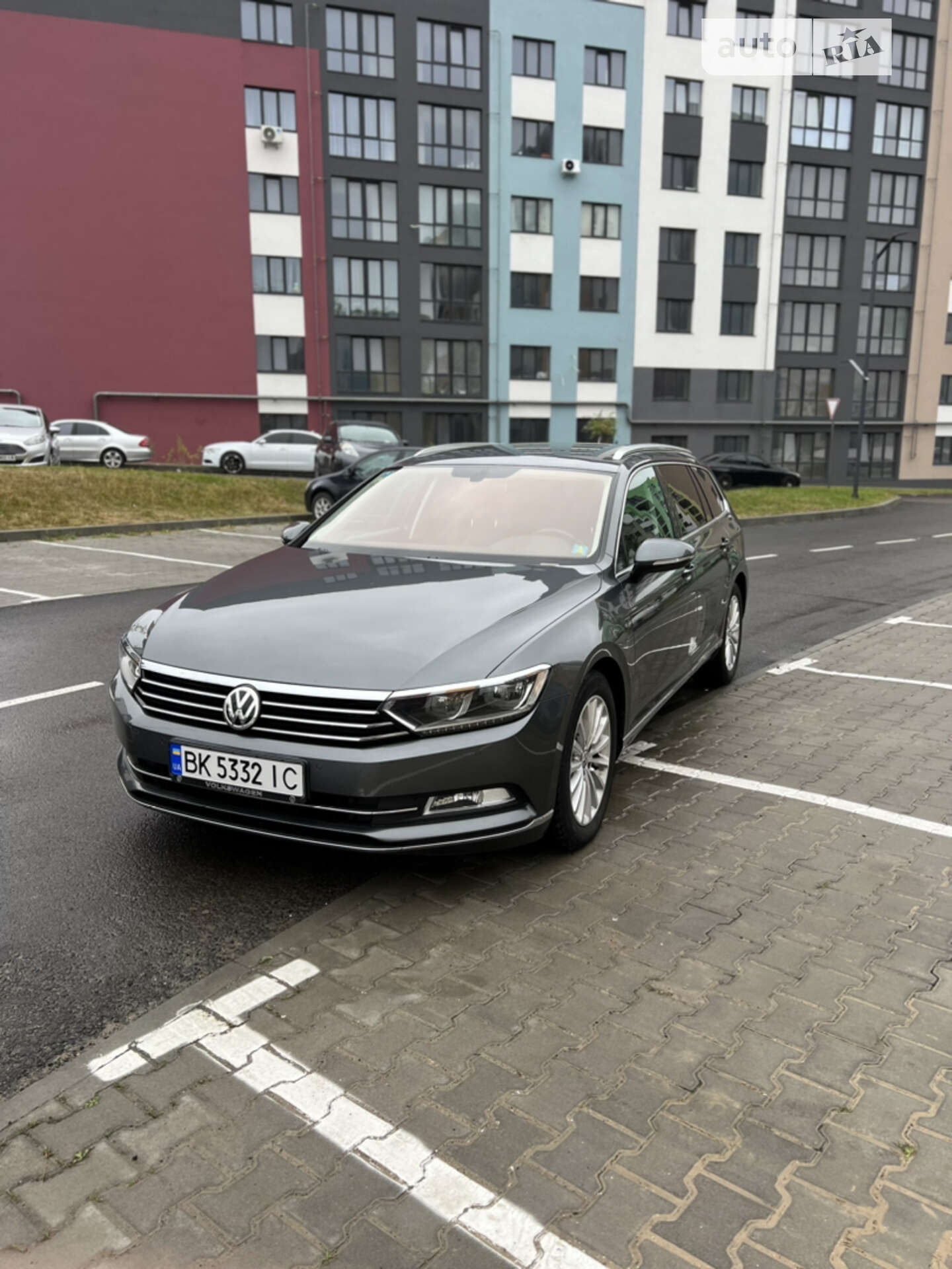 VOLKSWAGEN PASSAT 2014