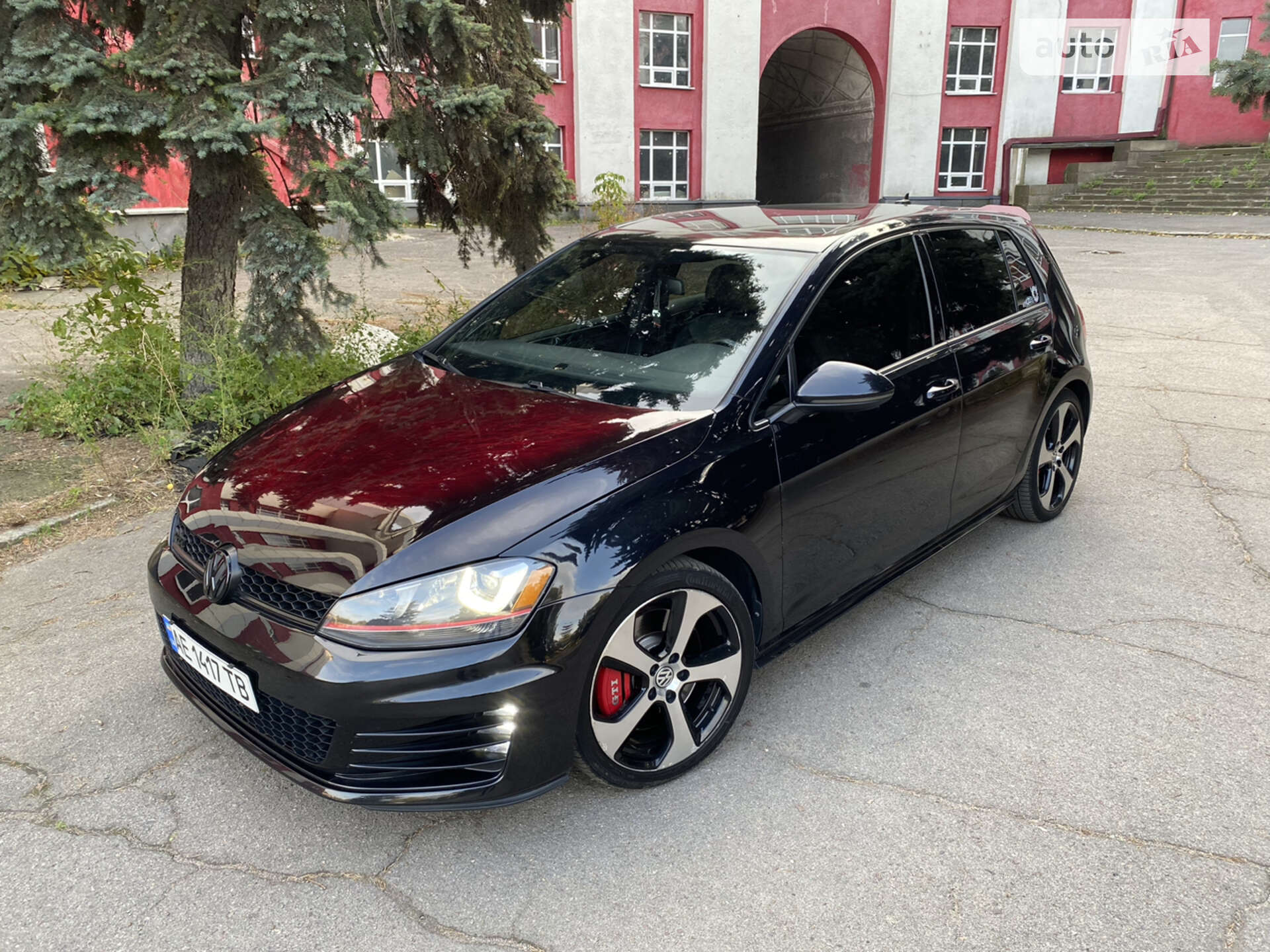 VOLKSWAGEN GOLF GTI 2017
