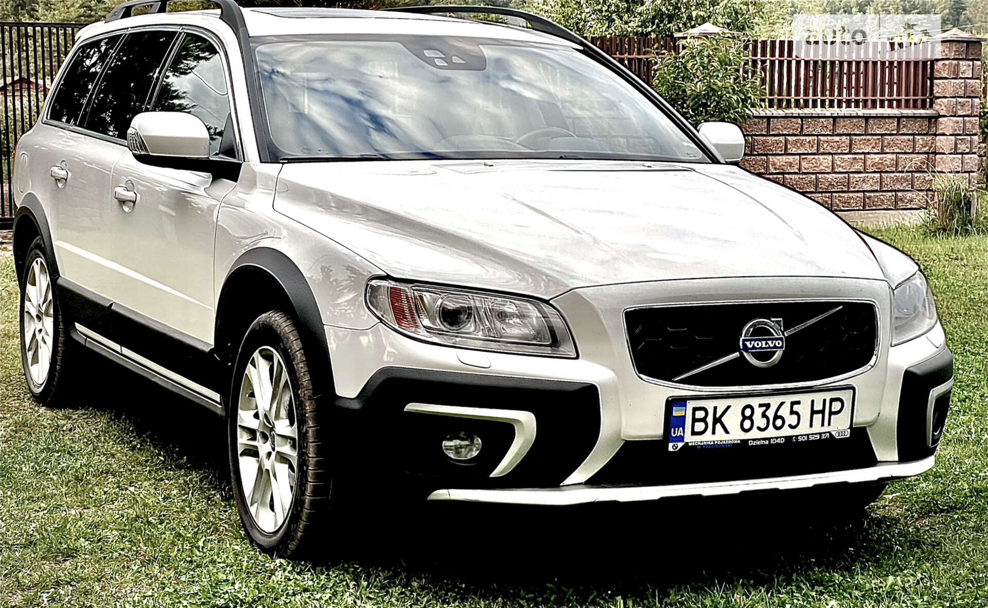 VOLVO XC70 2015