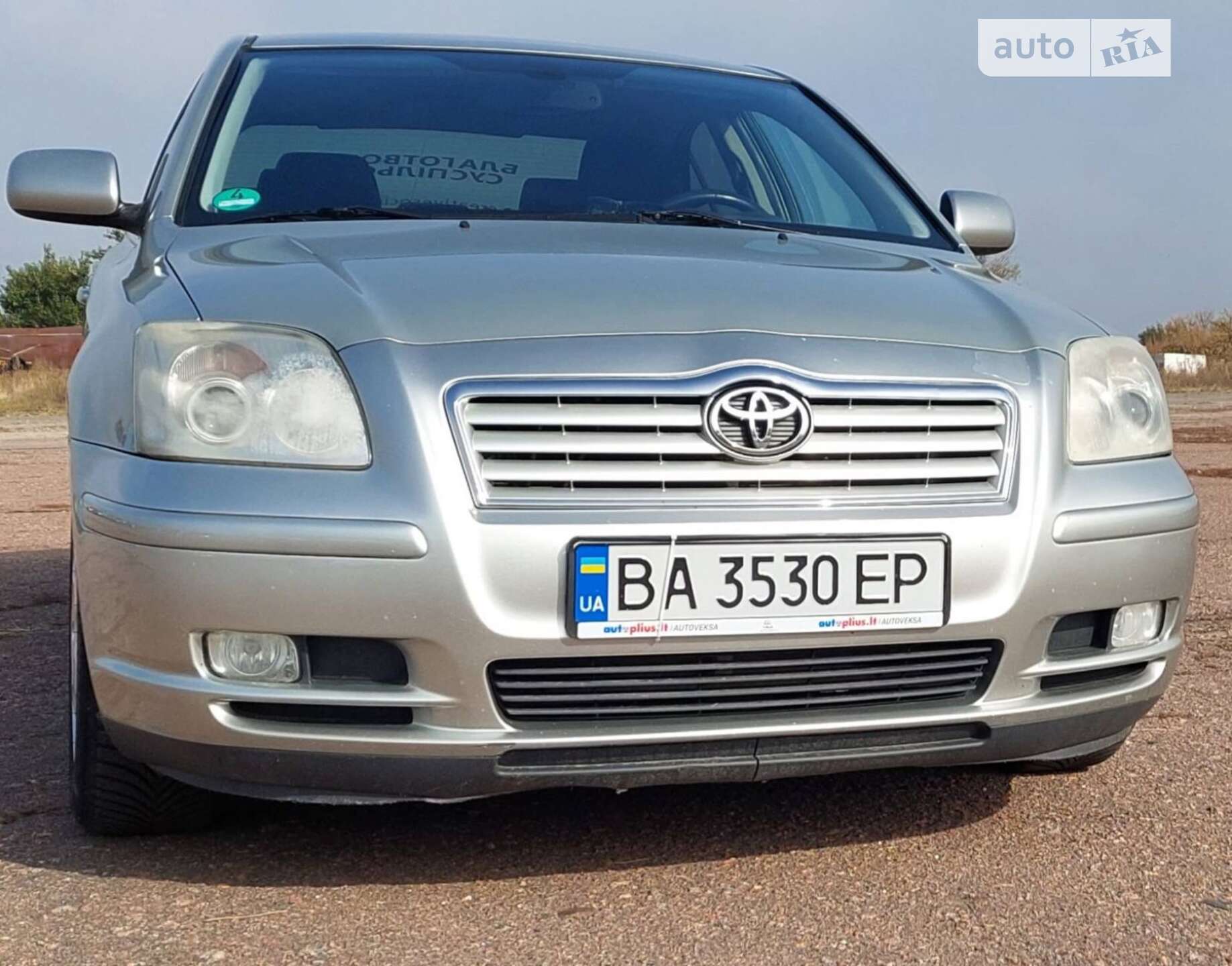TOYOTA AVENSIS 2003