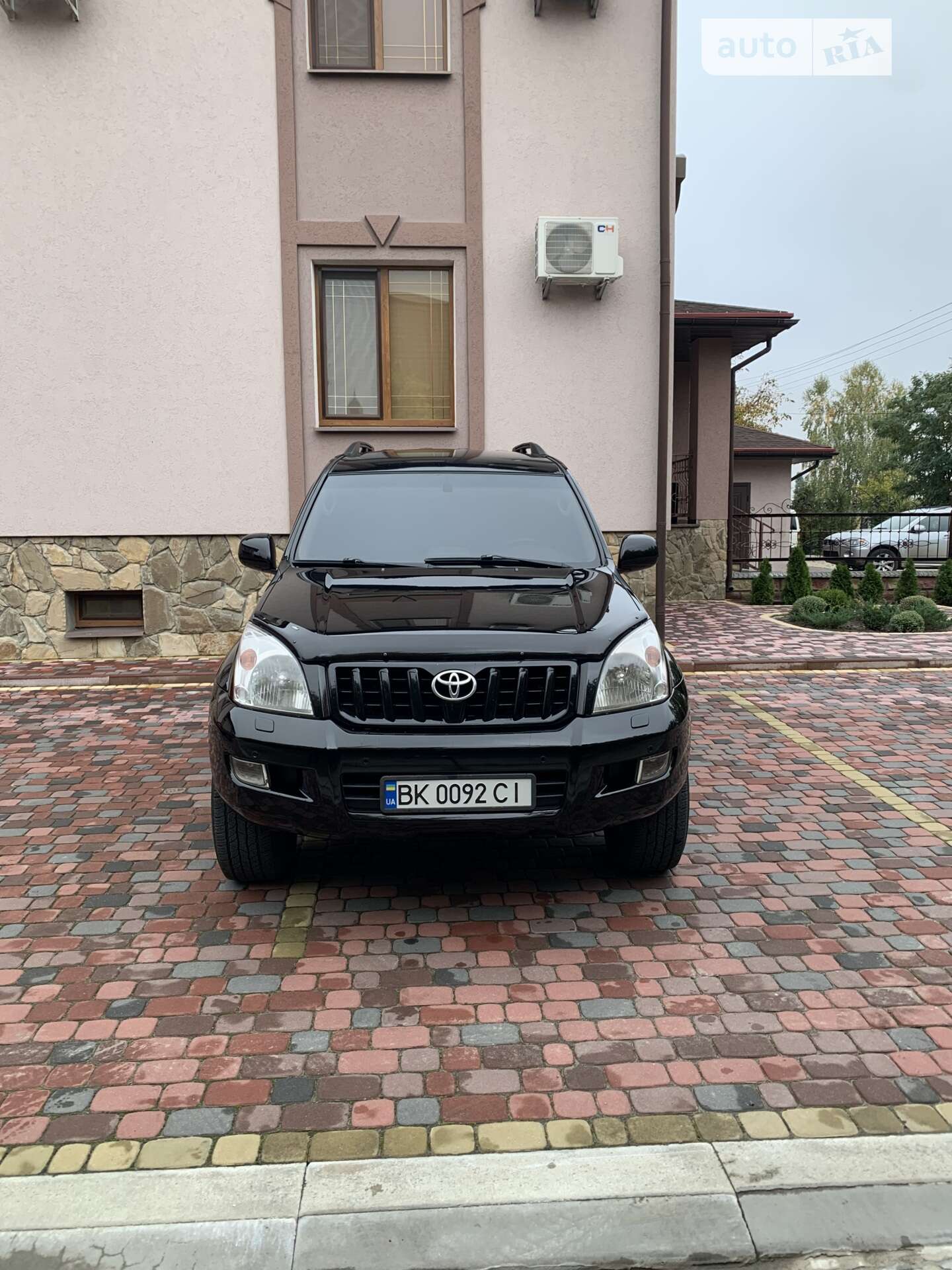 Головне фото звіту автомобіля TOYOTA LAND CRUISER PRADO 2006