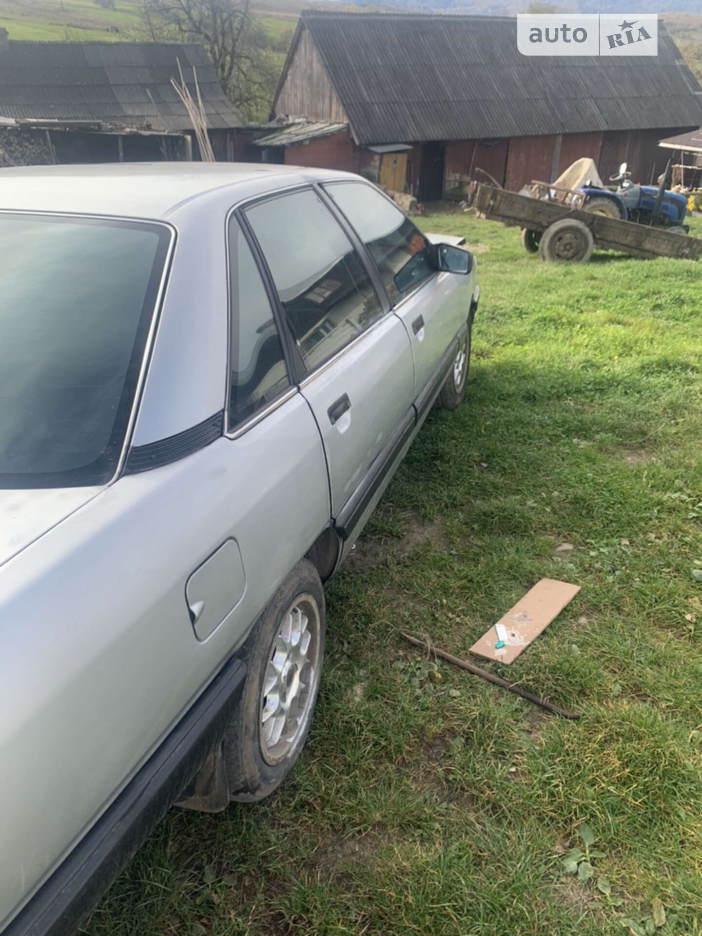 AUDI 100 1988