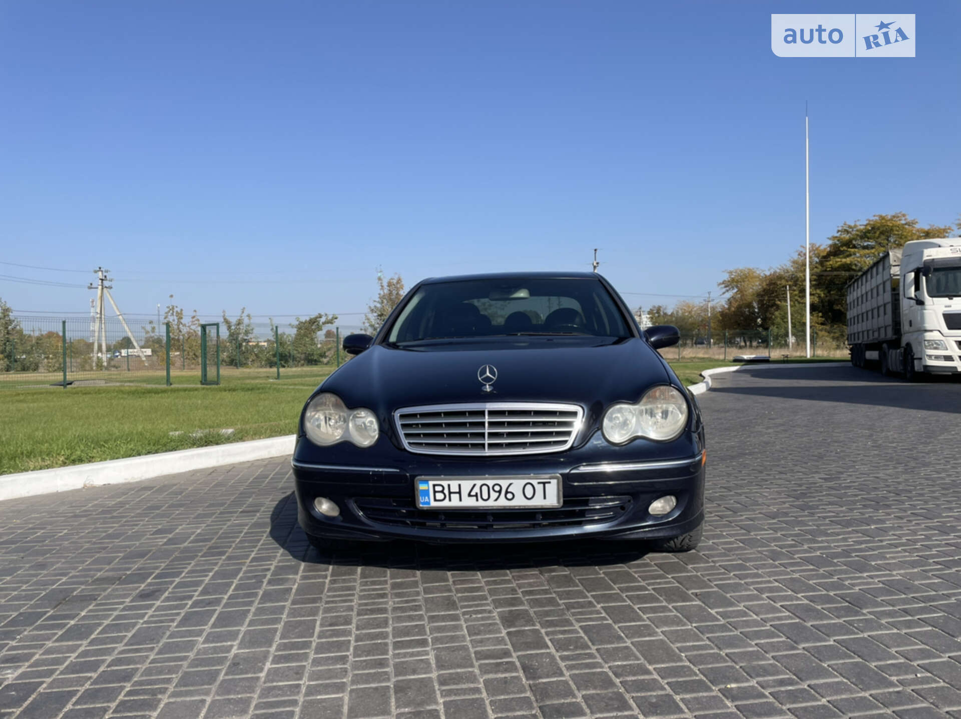 MERCEDES-BENZ C 240 2005