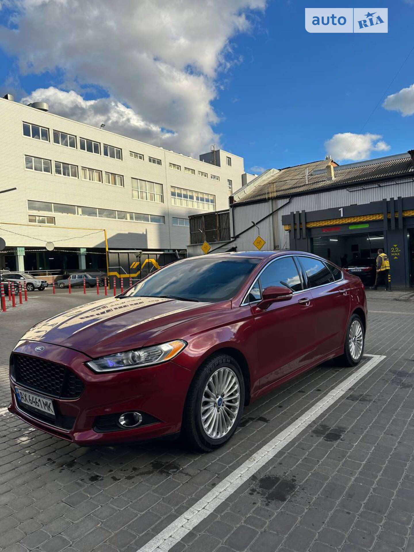 Головне фото звіту автомобіля FORD FUSION 2016