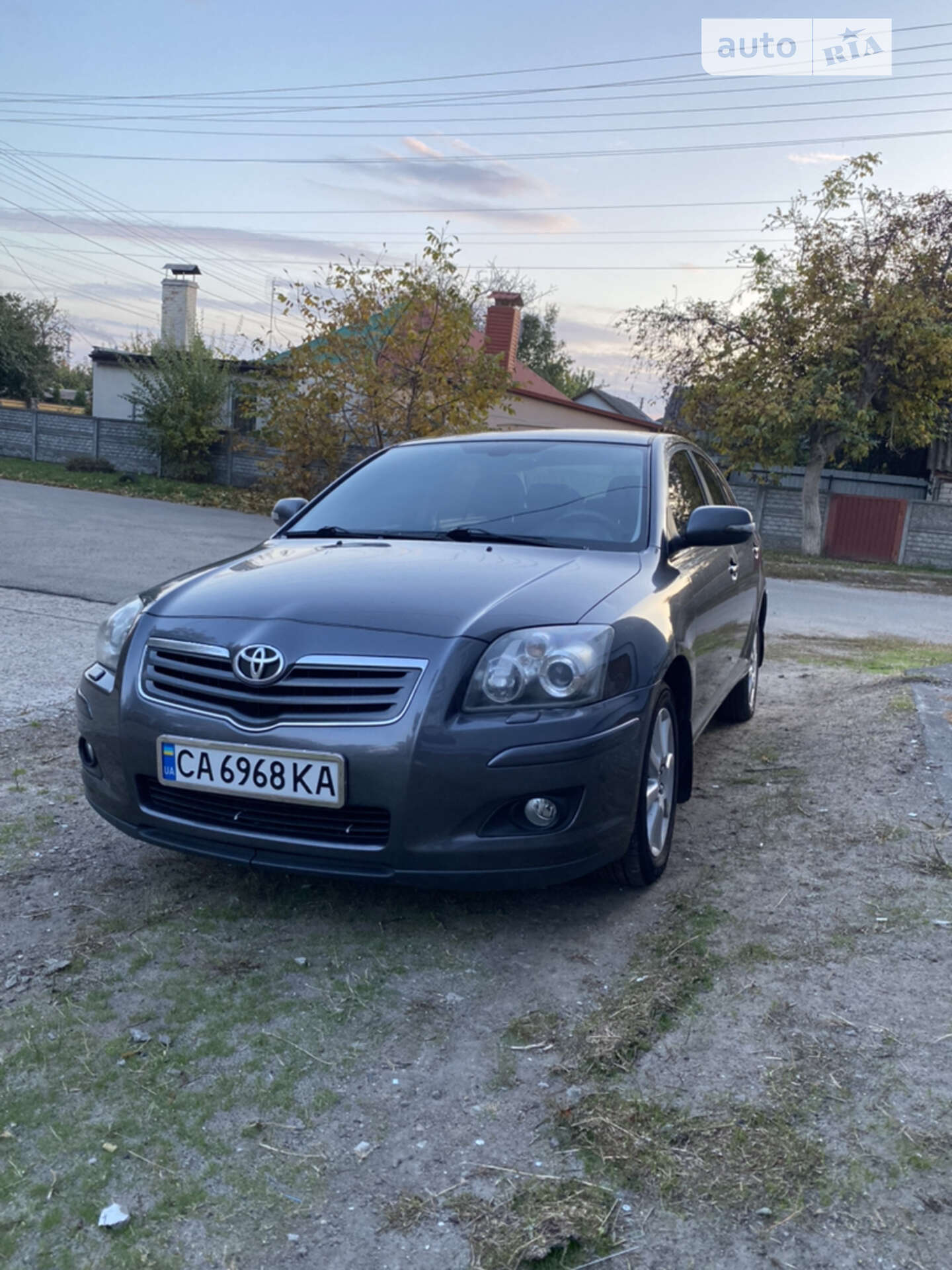 TOYOTA AVENSIS