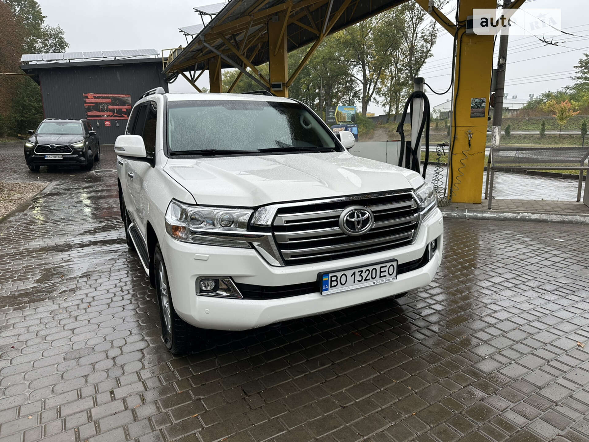 Головне фото звіту автомобіля TOYOTA LAND CRUISER 200 2020