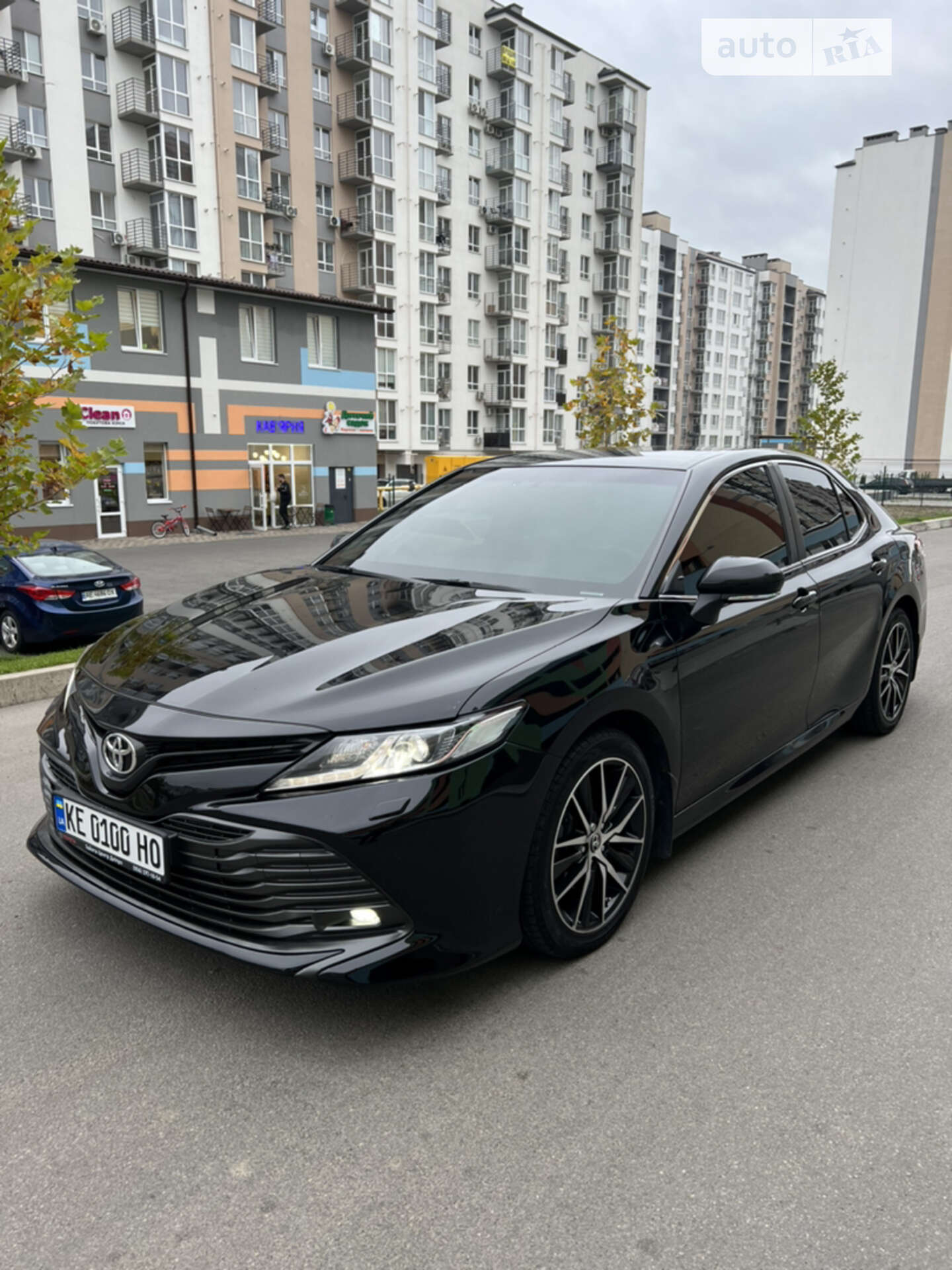TOYOTA CAMRY